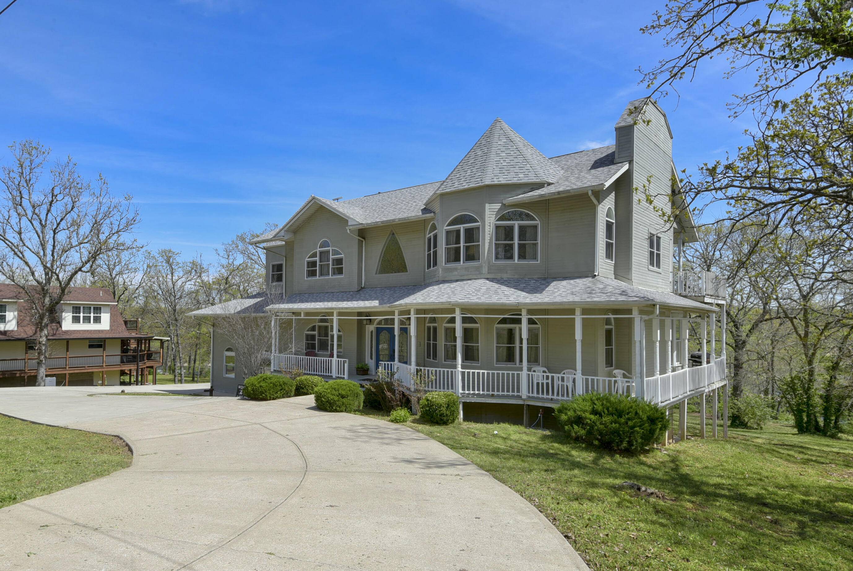 27302 Cimarron DR, Eagle Rock, MO 65641
