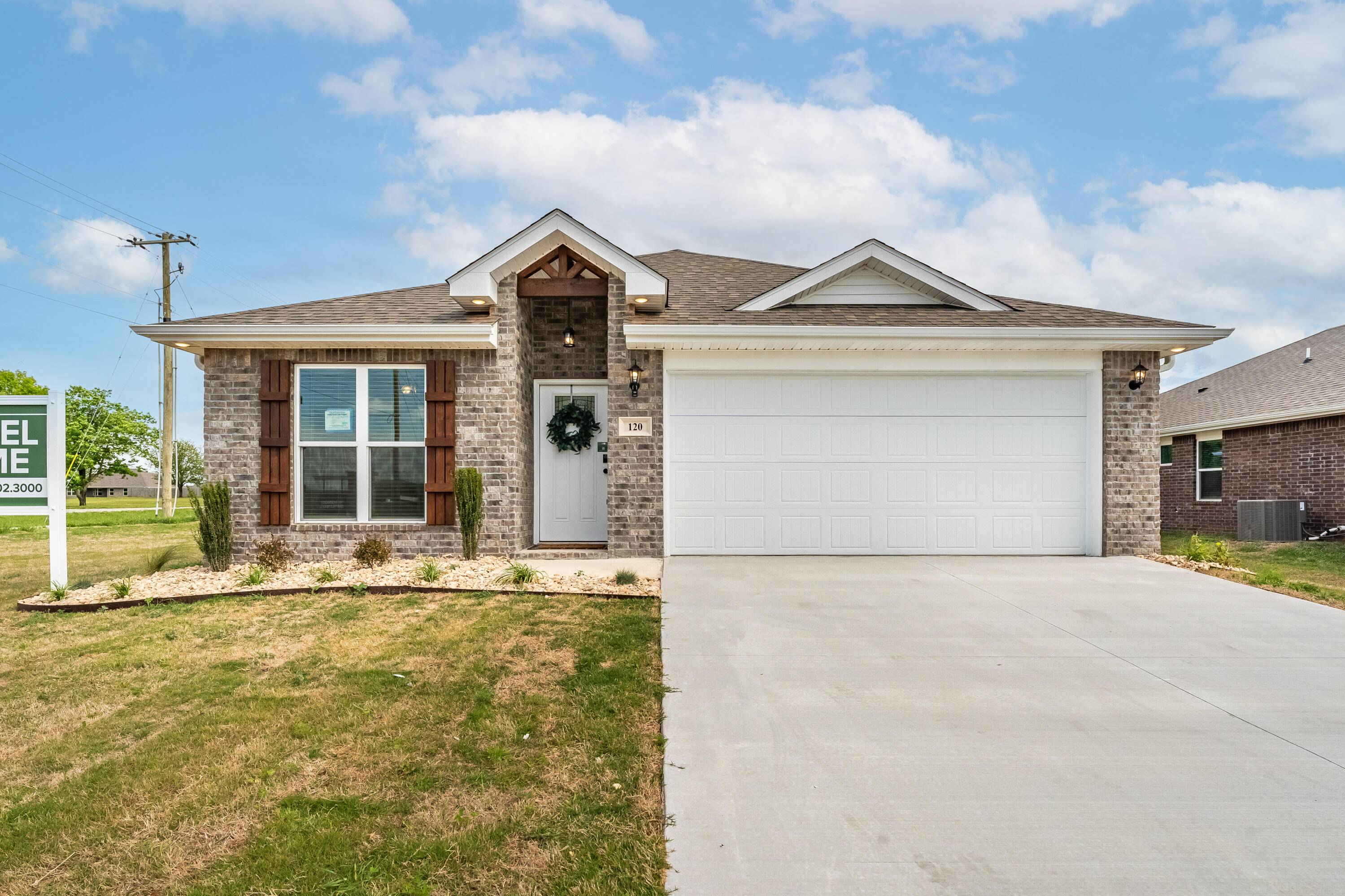 1006 S Tara WAY, Ozark, MO 65721