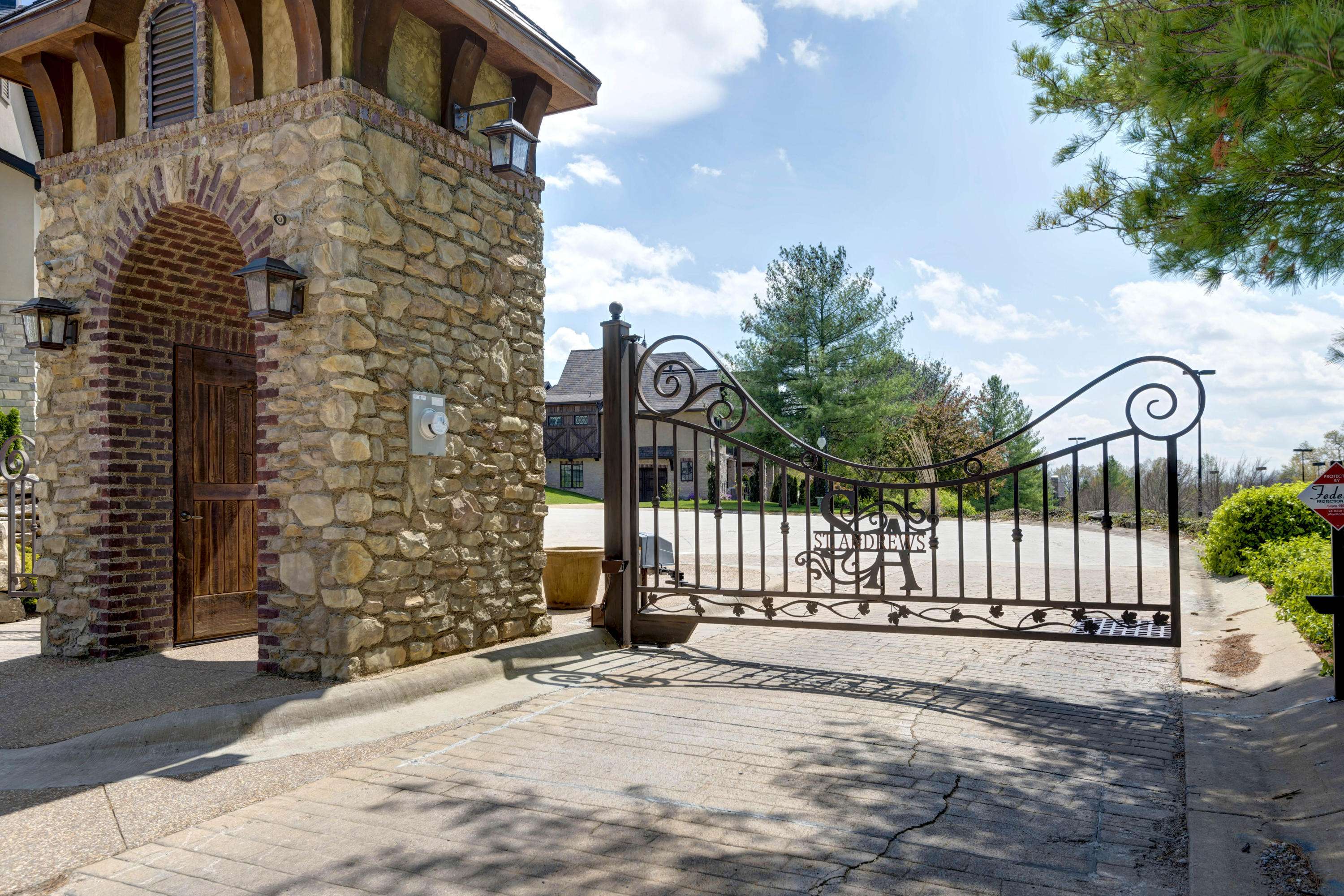 6320 S Creeksedge DR #B, Ozark, MO 65721