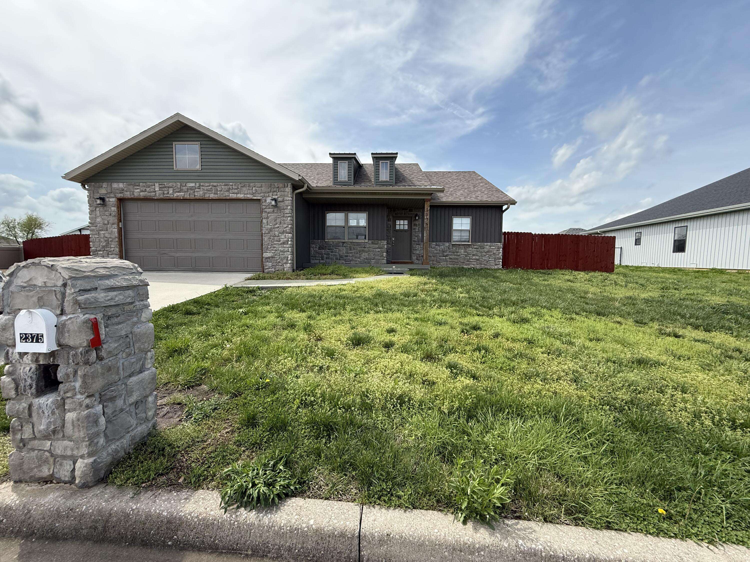2375 S Sedona CT, Bolivar, MO 65613