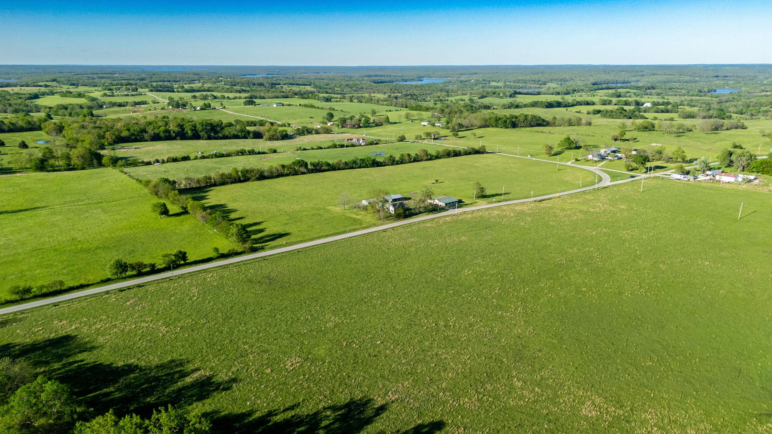 225 State Highway H, Greenfield, MO 65661