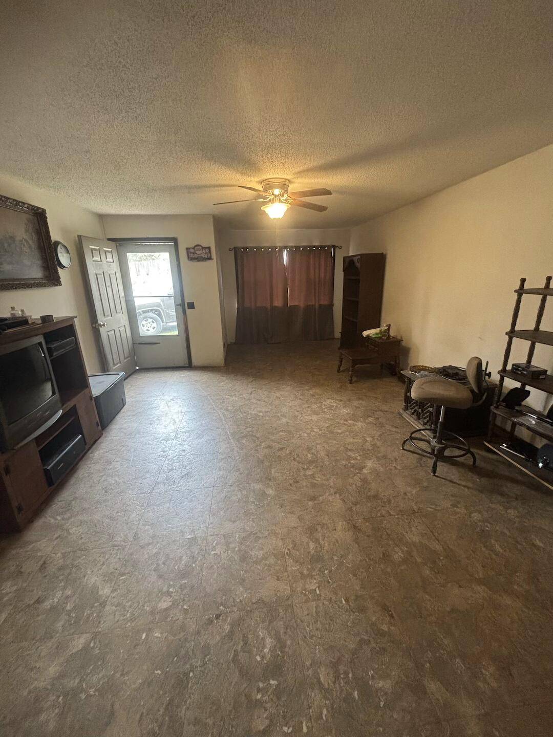 17187 Edgewood RD, Winona, MO 65588