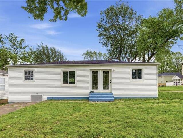 1209 N Central AVE, Monett, MO 65708