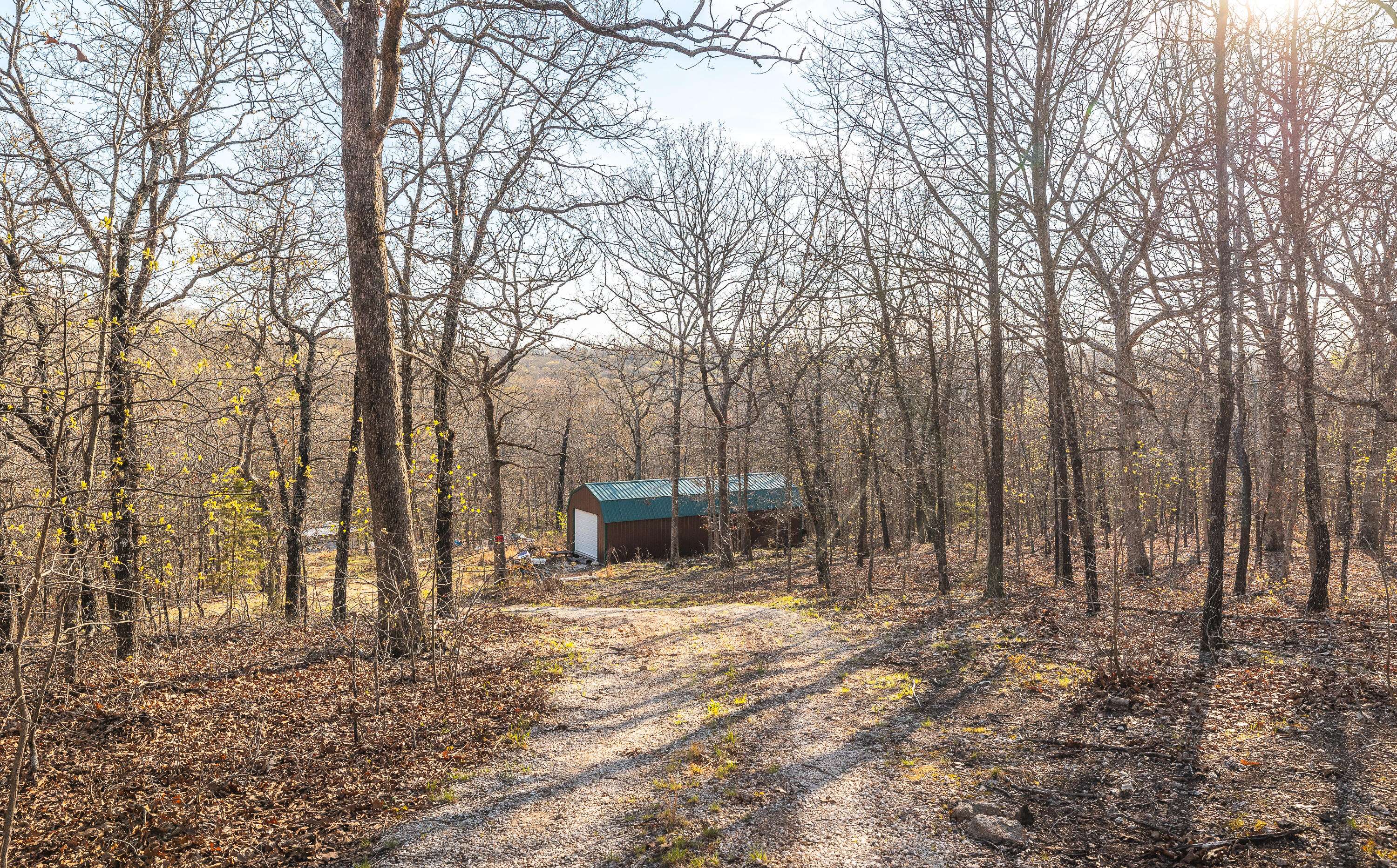83 Minx Valley DR, Roach, MO 65787
