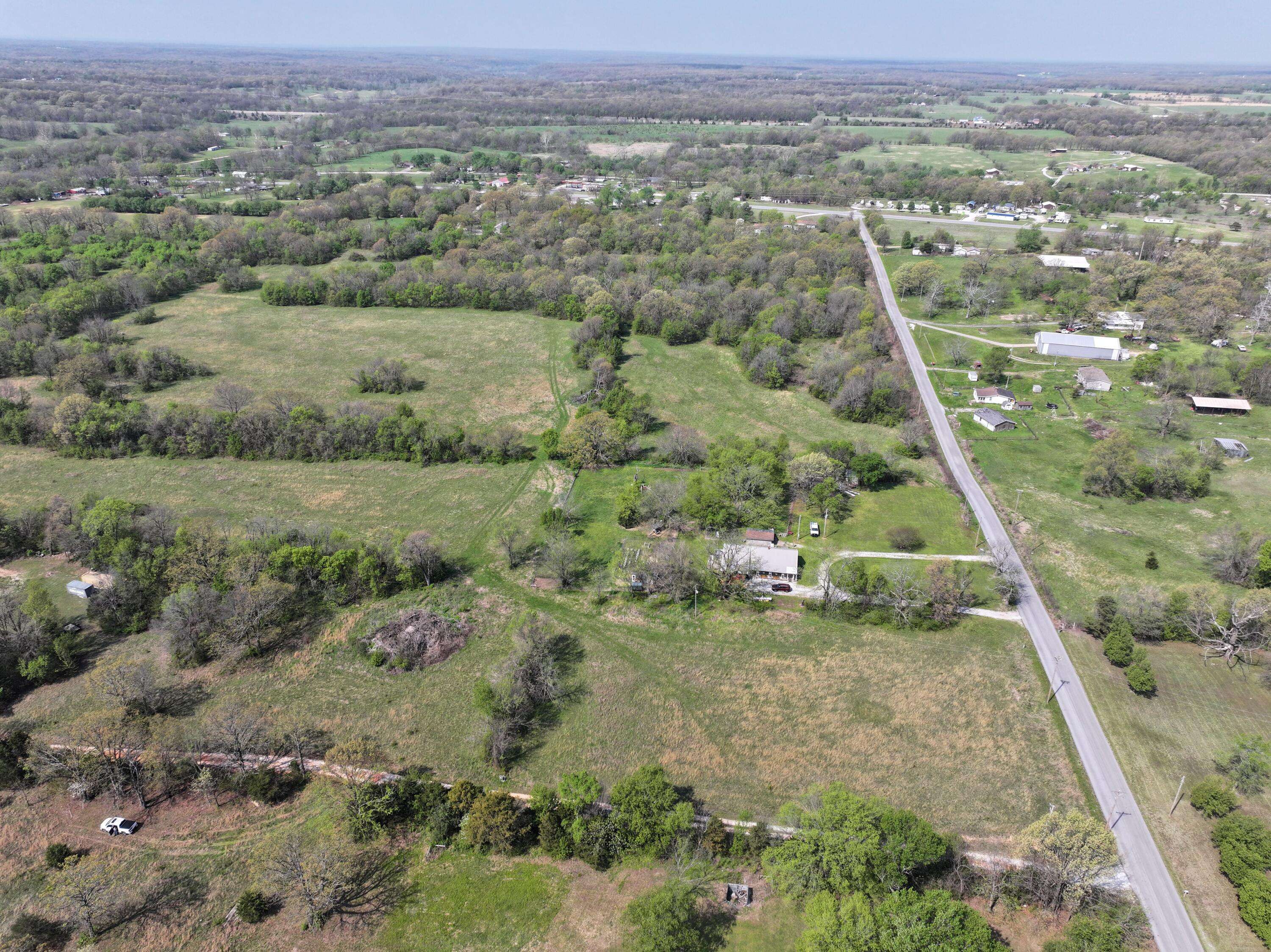 3.98 Spruce DR, Goodman, MO 64843