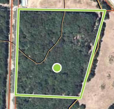 5825 S 2021st RD, Humansville, MO 65674