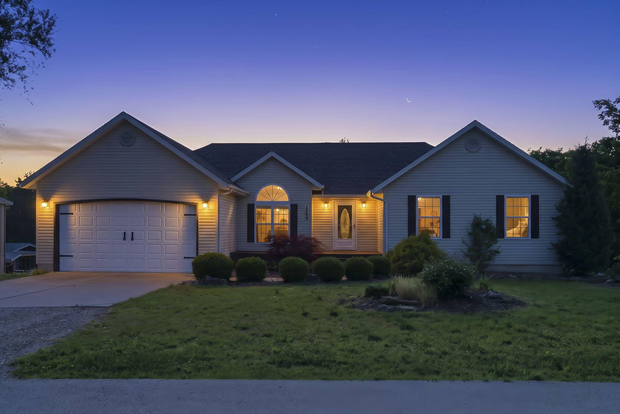 1269 Clevenger Cove RD, Hollister, MO 65672