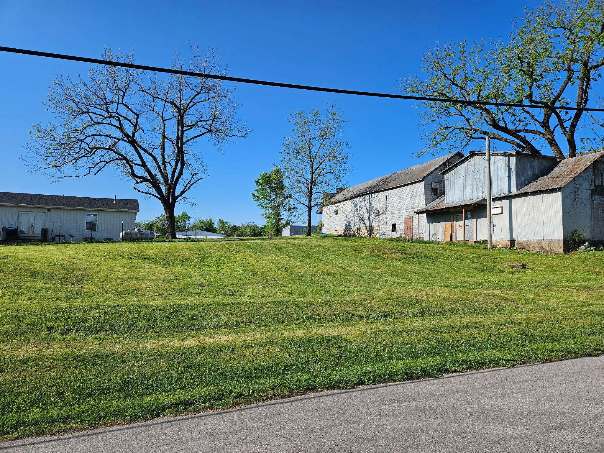 000 W Burnam ST, Norwood, MO 65717
