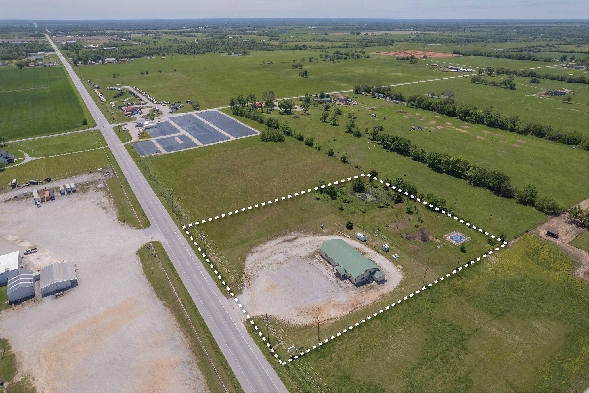 1630 Highway 59, Diamond, MO 64840