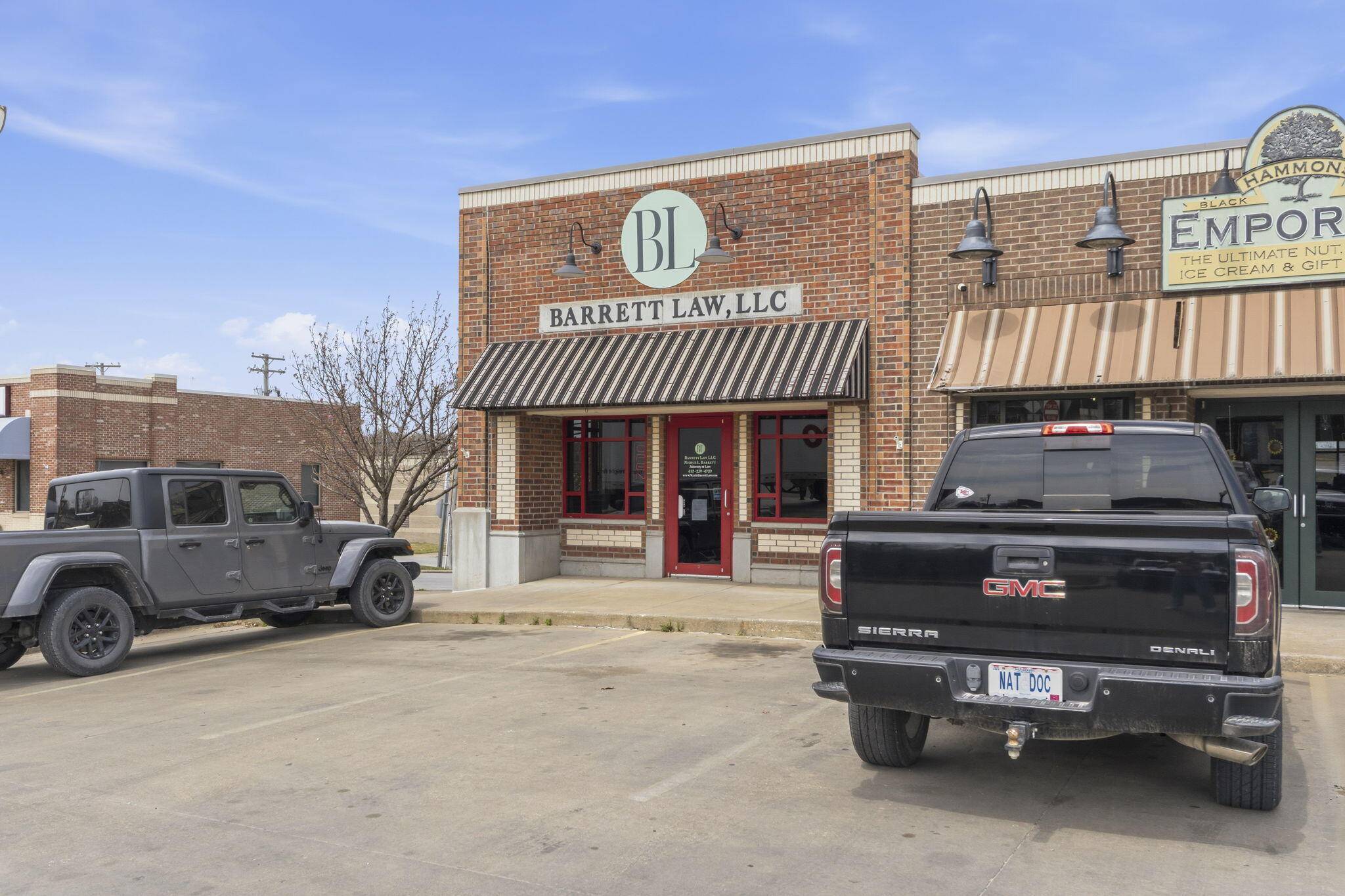 1 Public SQ, Stockton, MO 65785