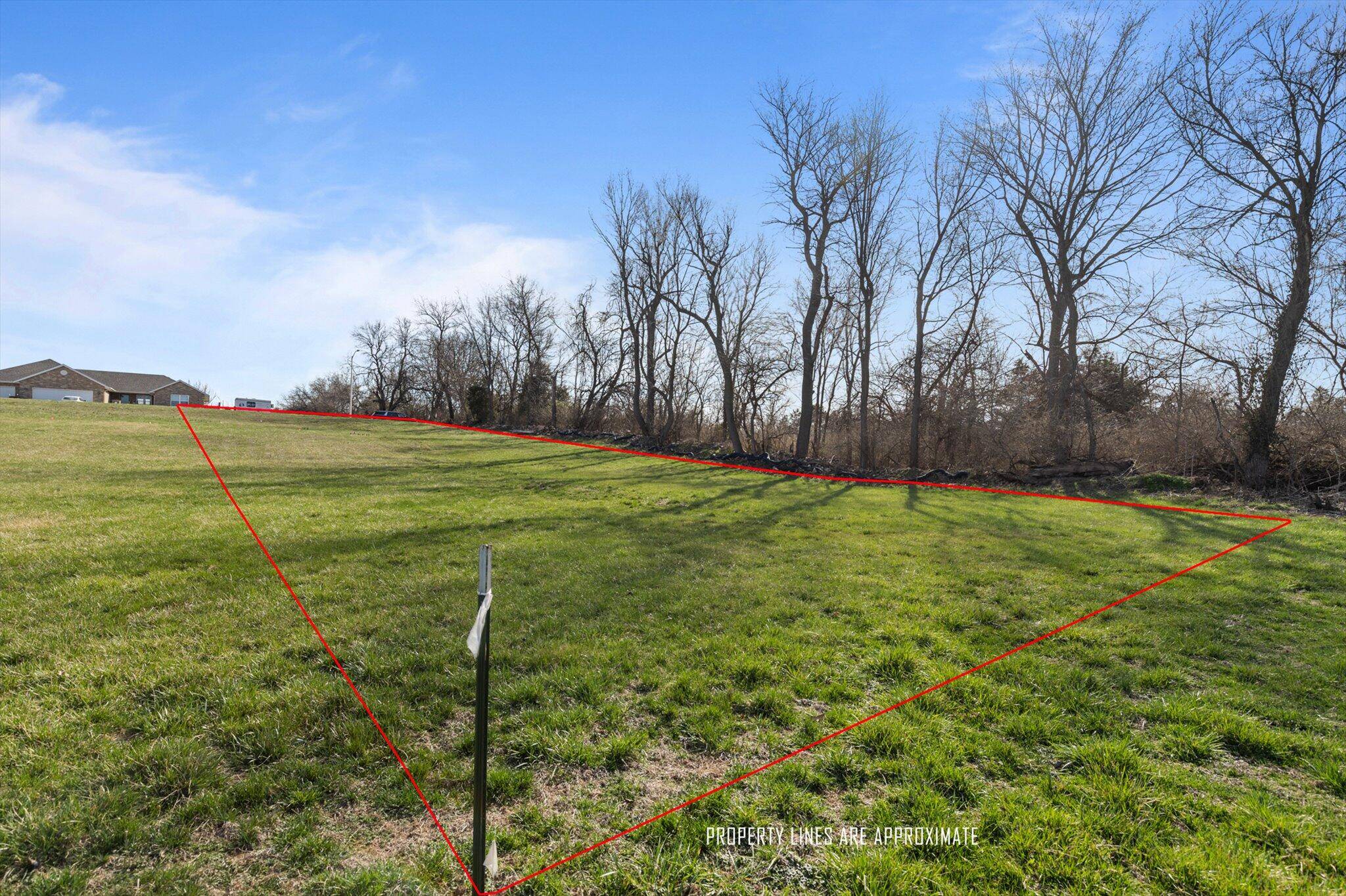 3467 W Hestand ST, Springfield, MO 65803