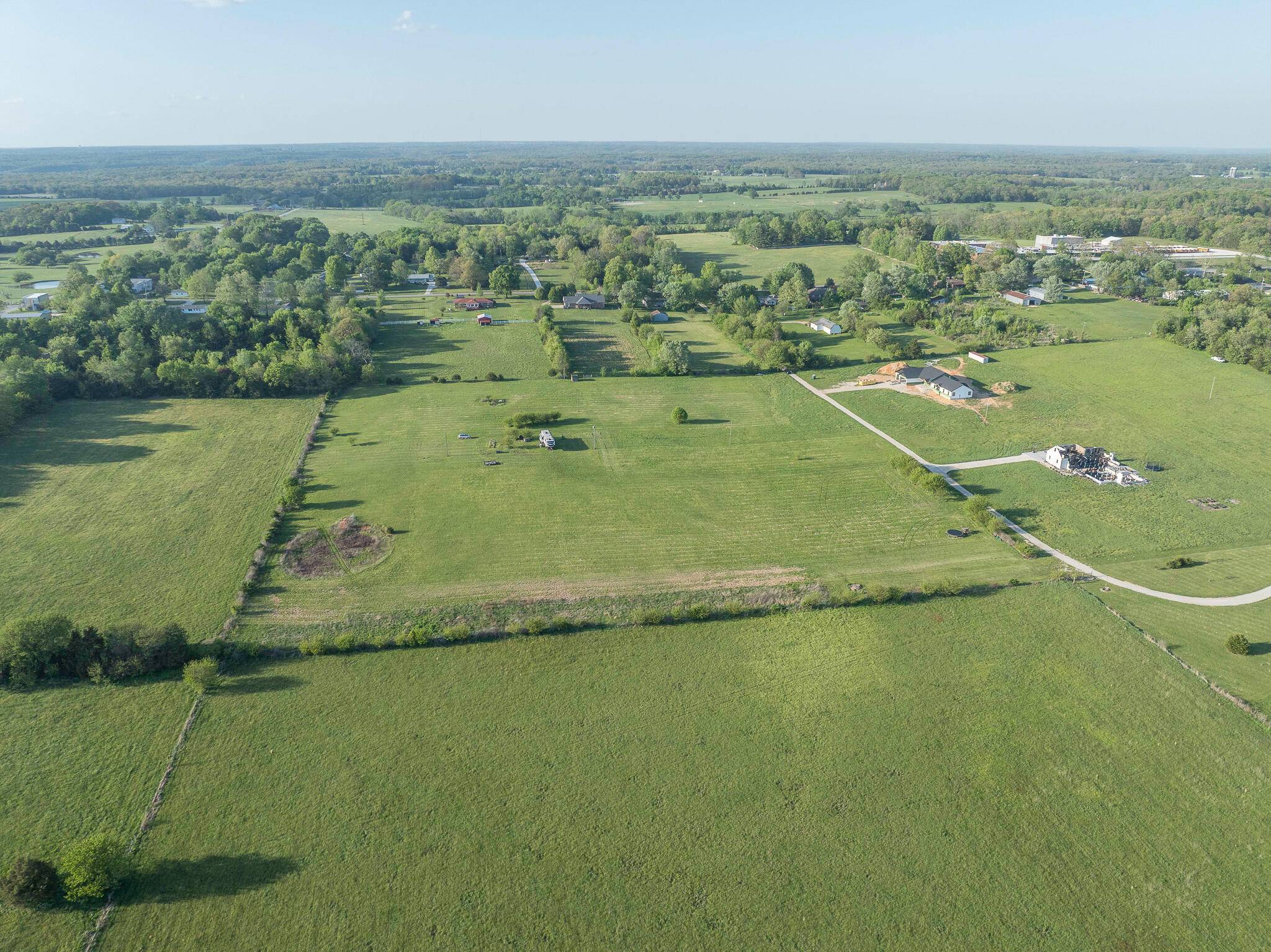 000 S Blessed LN, Rogersville, MO 65742