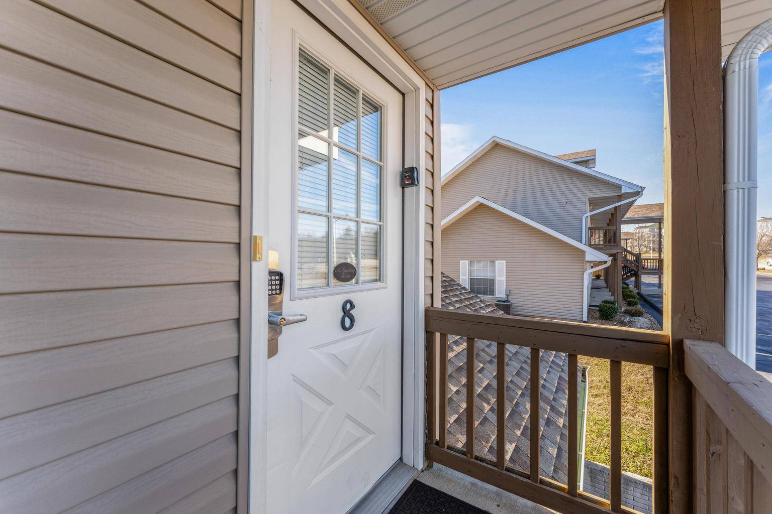 18 Fall Creek TRL #8, Branson, MO 65616