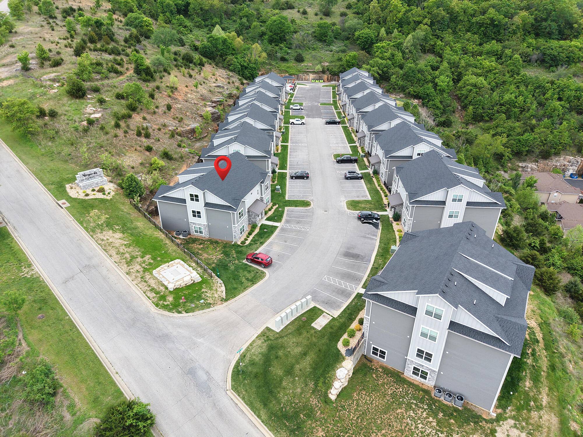 3003 N Vineyards TER #3, Branson, MO 65616