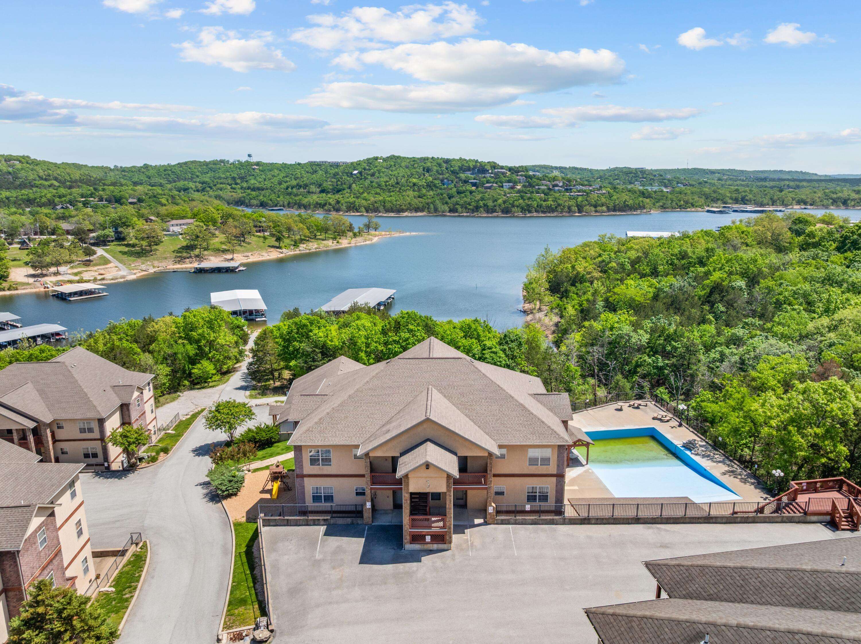 201 Rockwood LN #3, Branson, MO 65616