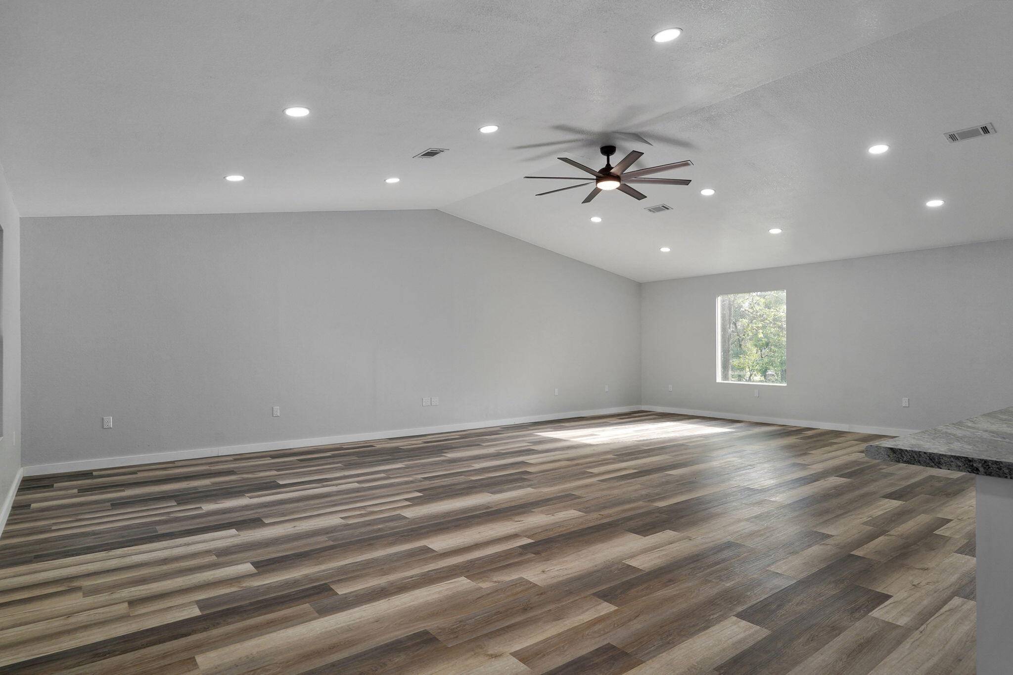 107 S Old Highway 39, South Greenfield, MO 65752
