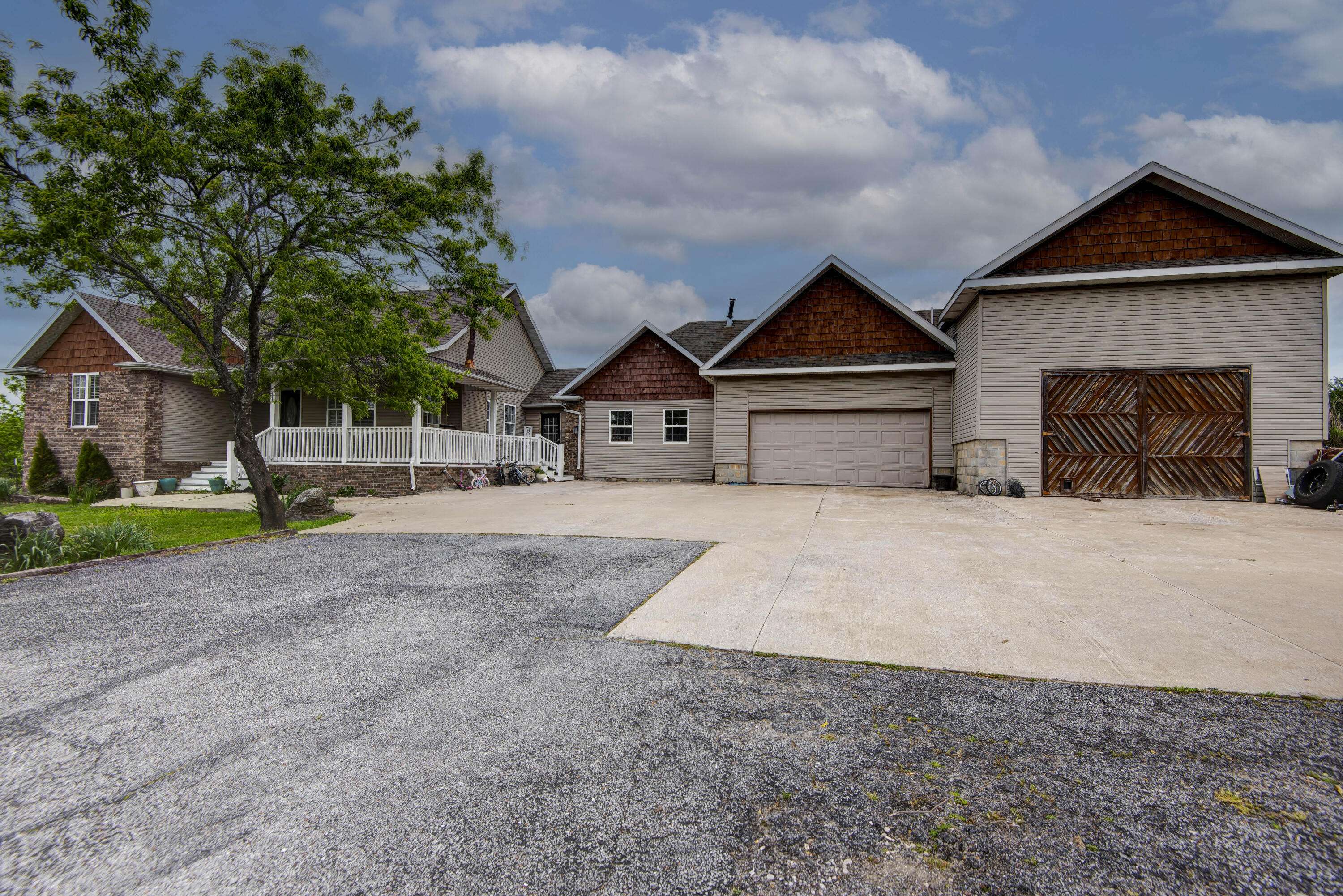 293 Quarry LOOP, Sparta, MO 65753