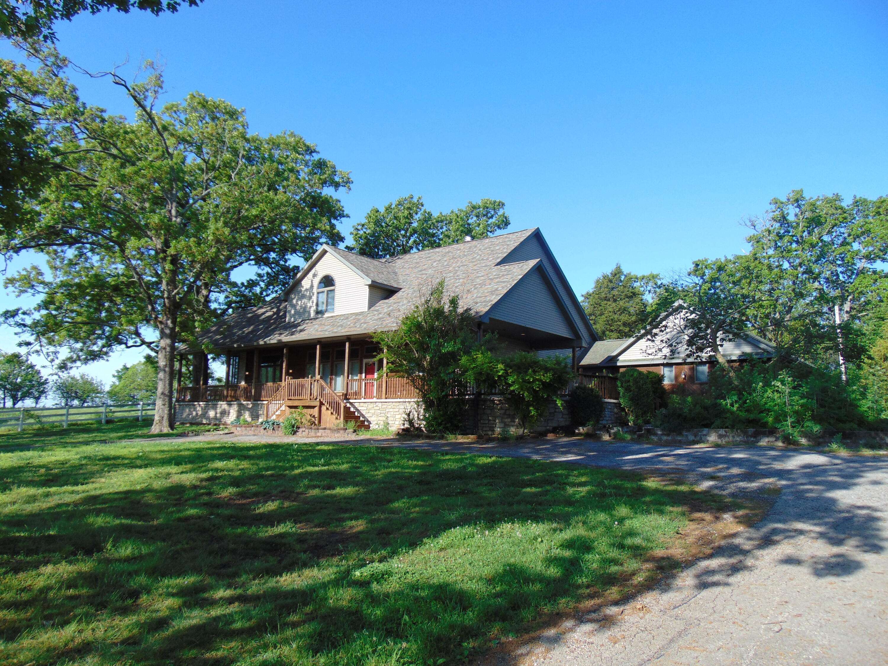 14685 Farm Road 1095, Cassville, MO 65625