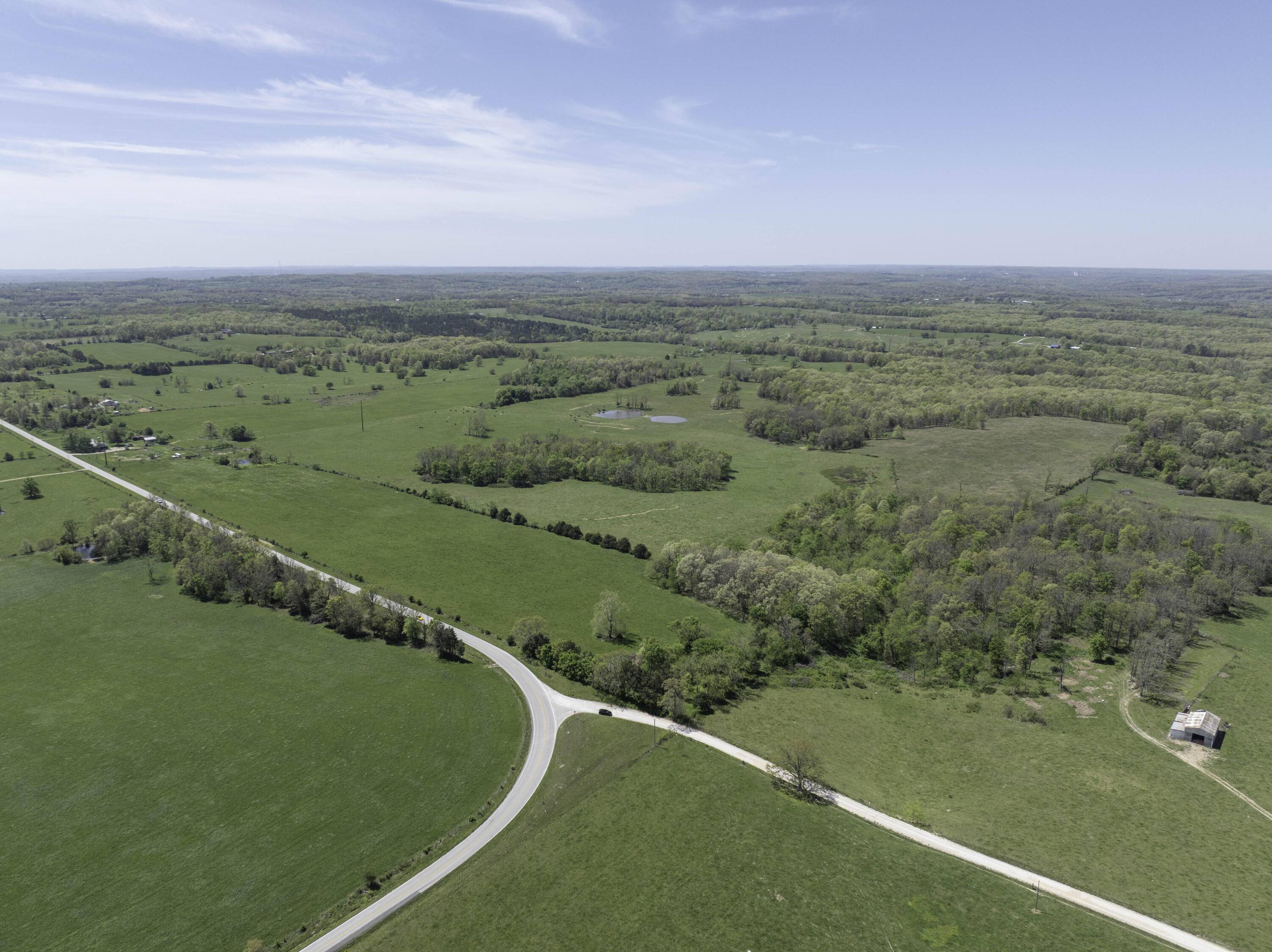 2437 State Highway Y, Norwood, MO 65717