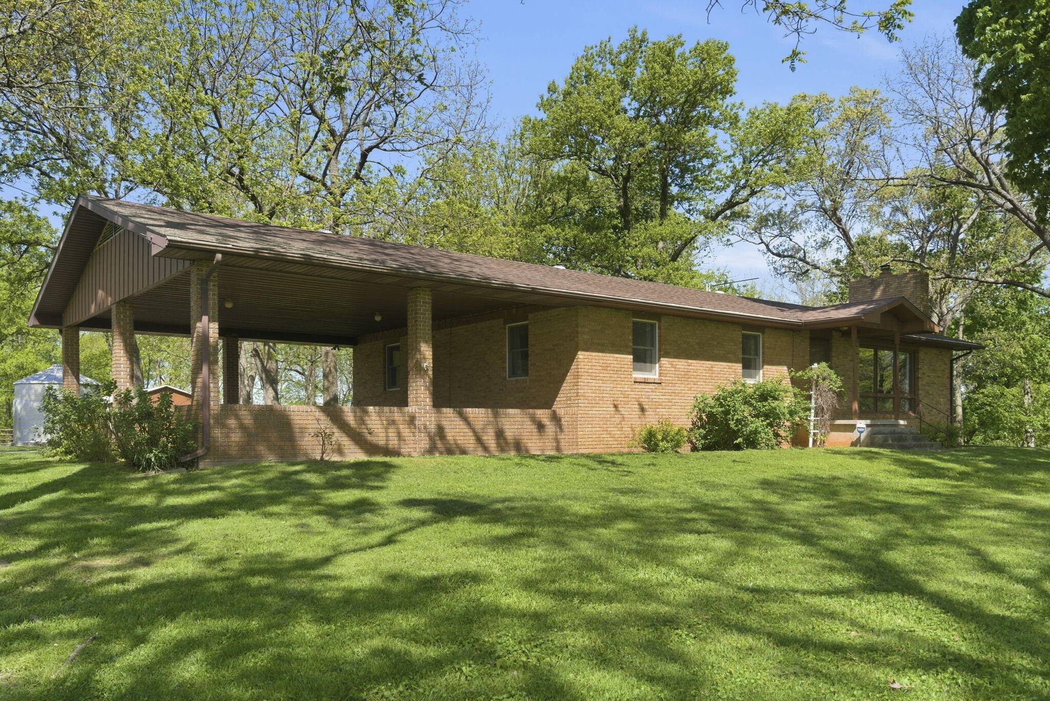 23625 Lawrence 1020, Pierce City, MO 65723