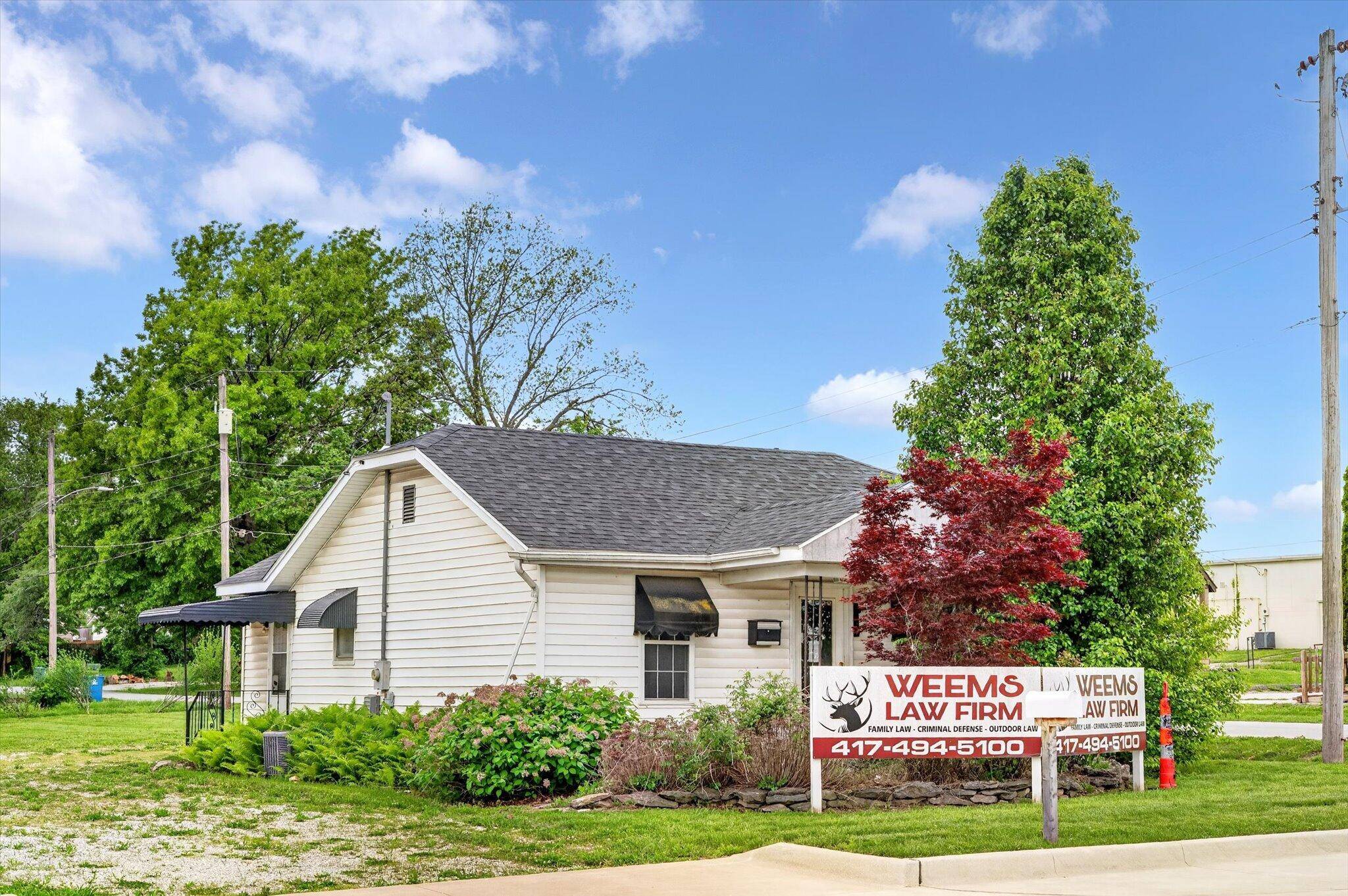 212 W Mount Vernon ST, Nixa, MO 65714