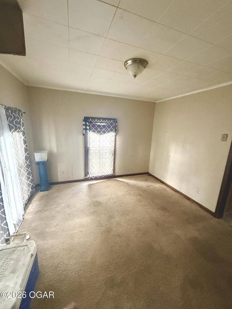 230 E Prairie AVE, Girard, KS 66743