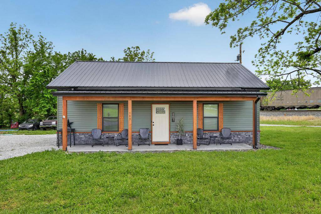 103 Whitmore ST, Goodman, MO 64843