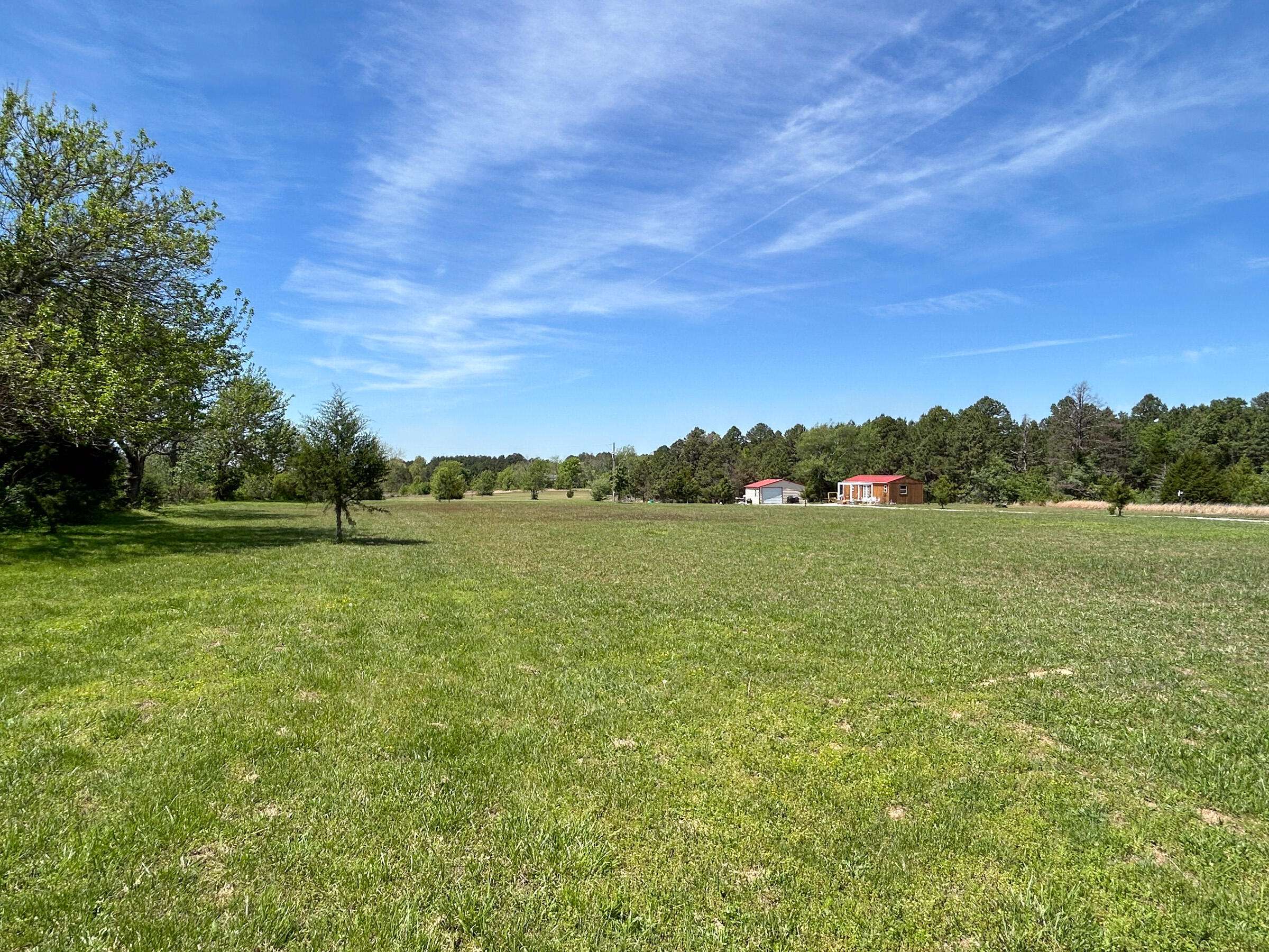 8307 Highway 63, Houston, MO 65483