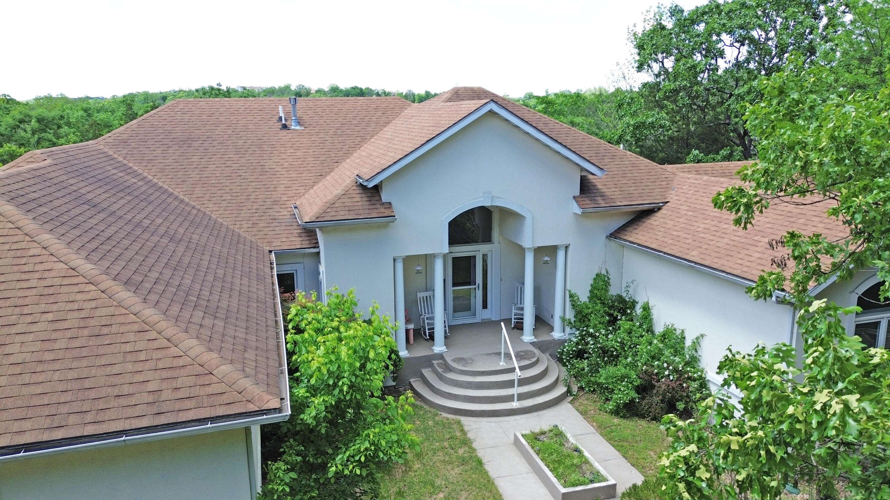 2016 Timberlake RD, Branson, MO 65616