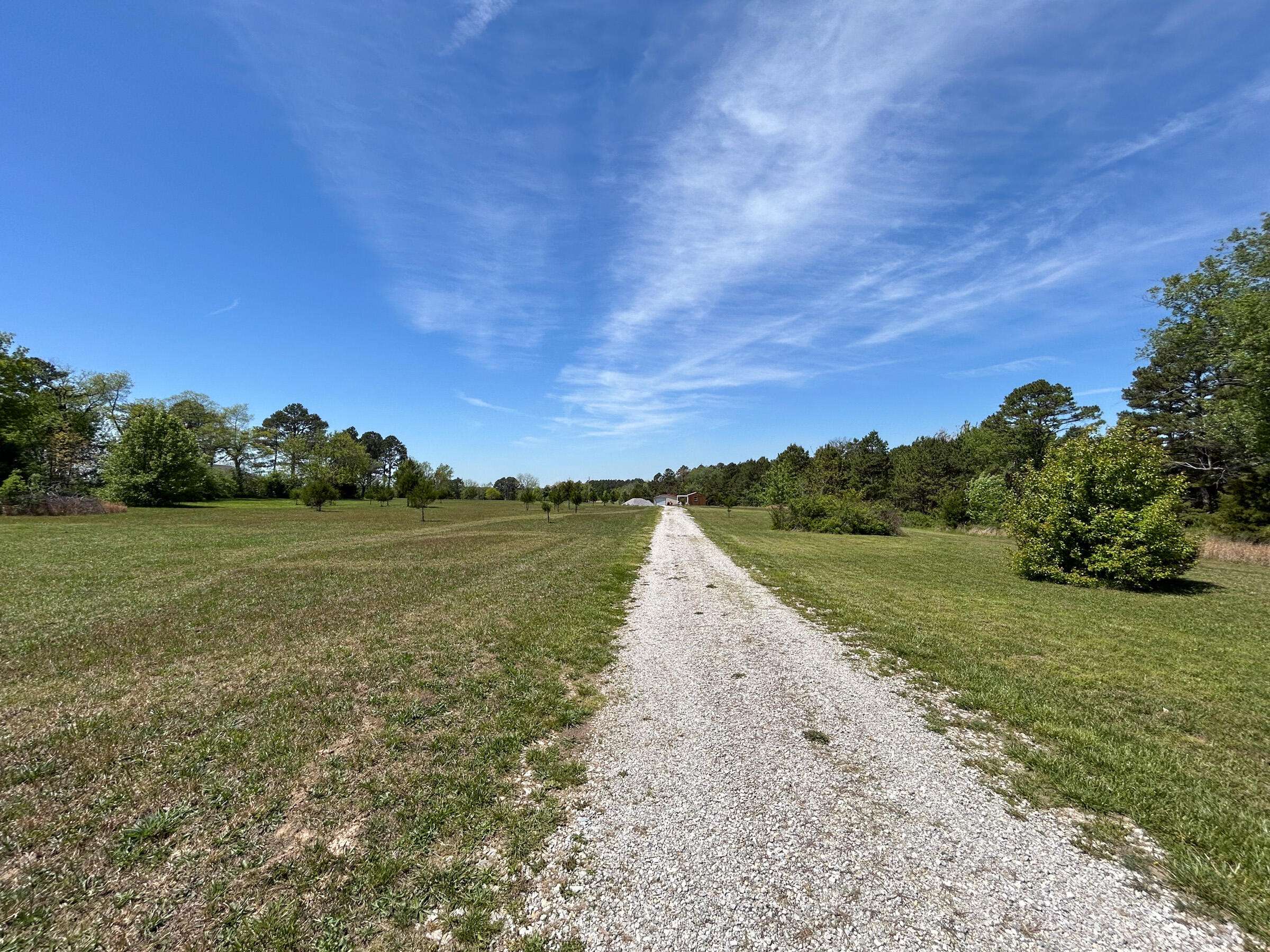 8307 Highway 63, Houston, MO 65483