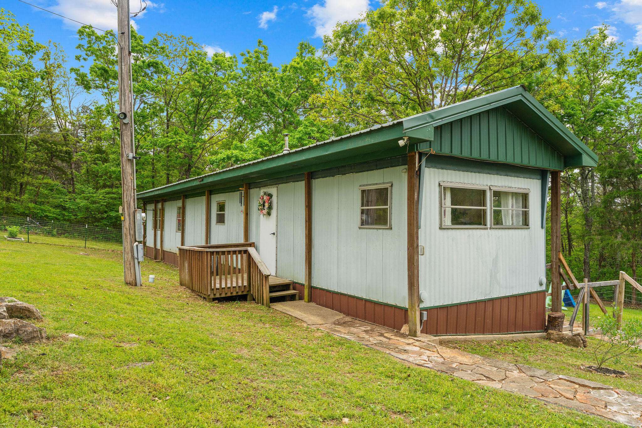25142 Us Hwy 160, Kissee Mills, MO 65680