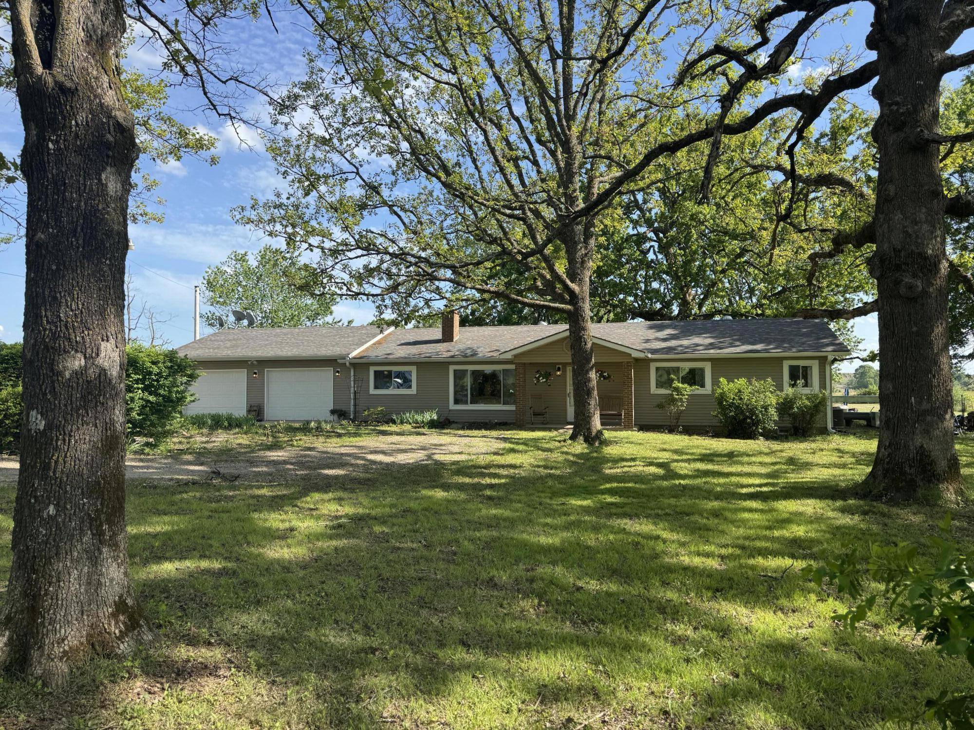 5008 County Road 1540, West Plains, MO 65775