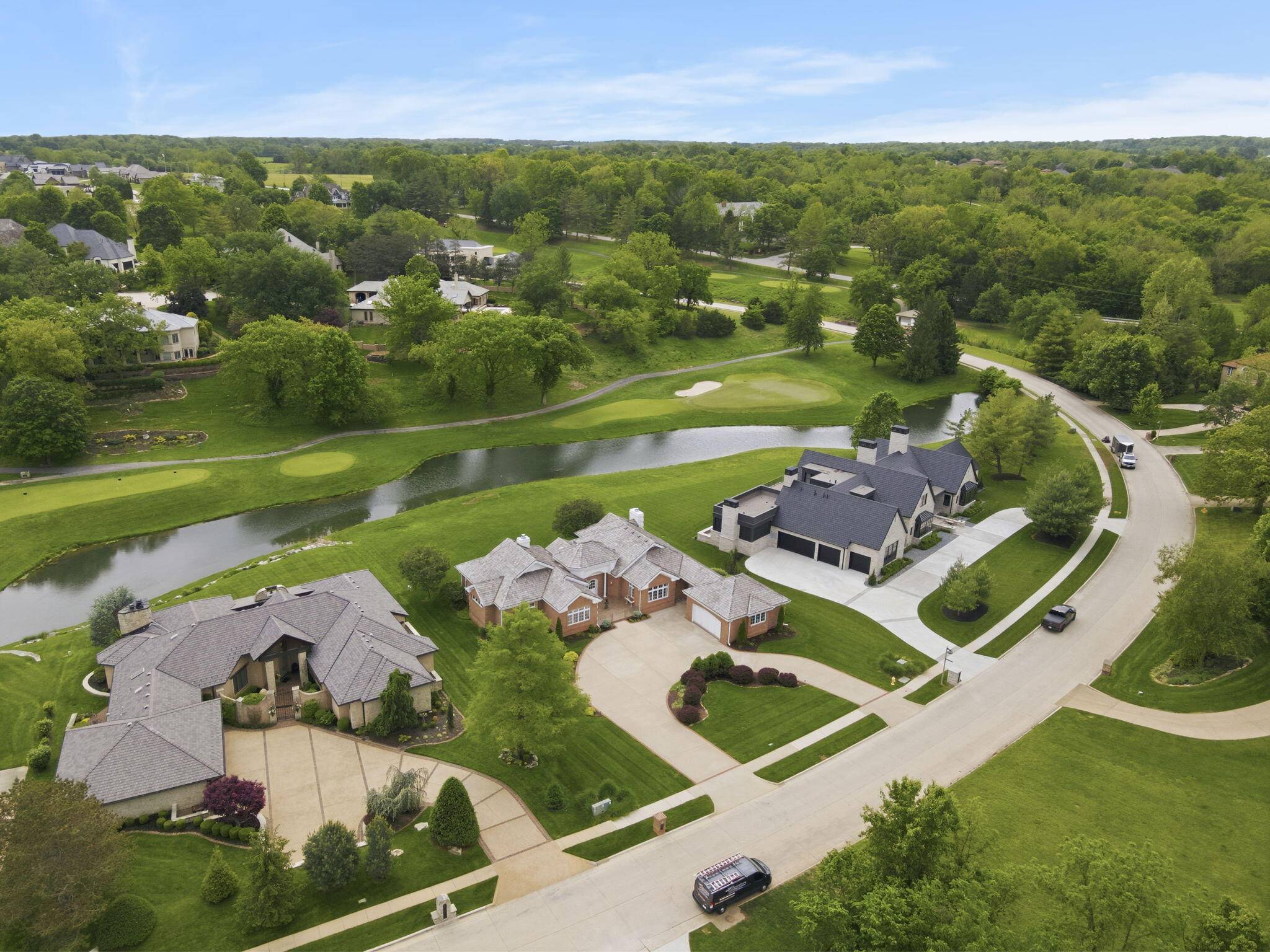 5722 S Castlebay DR, Springfield, MO 65809
