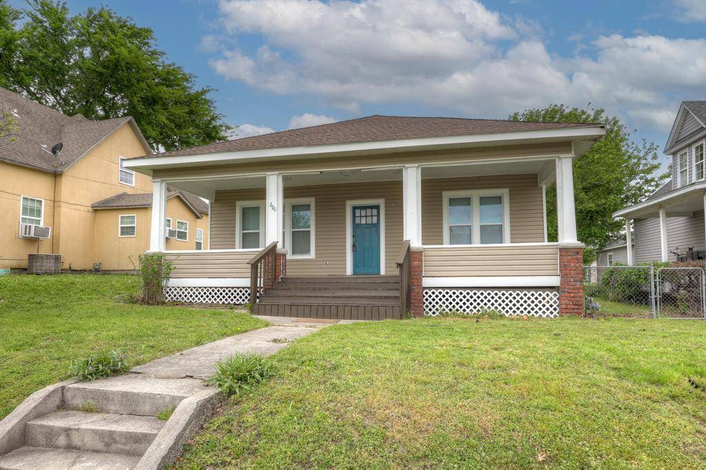 2120 S Wall AVE, Joplin, MO 64804
