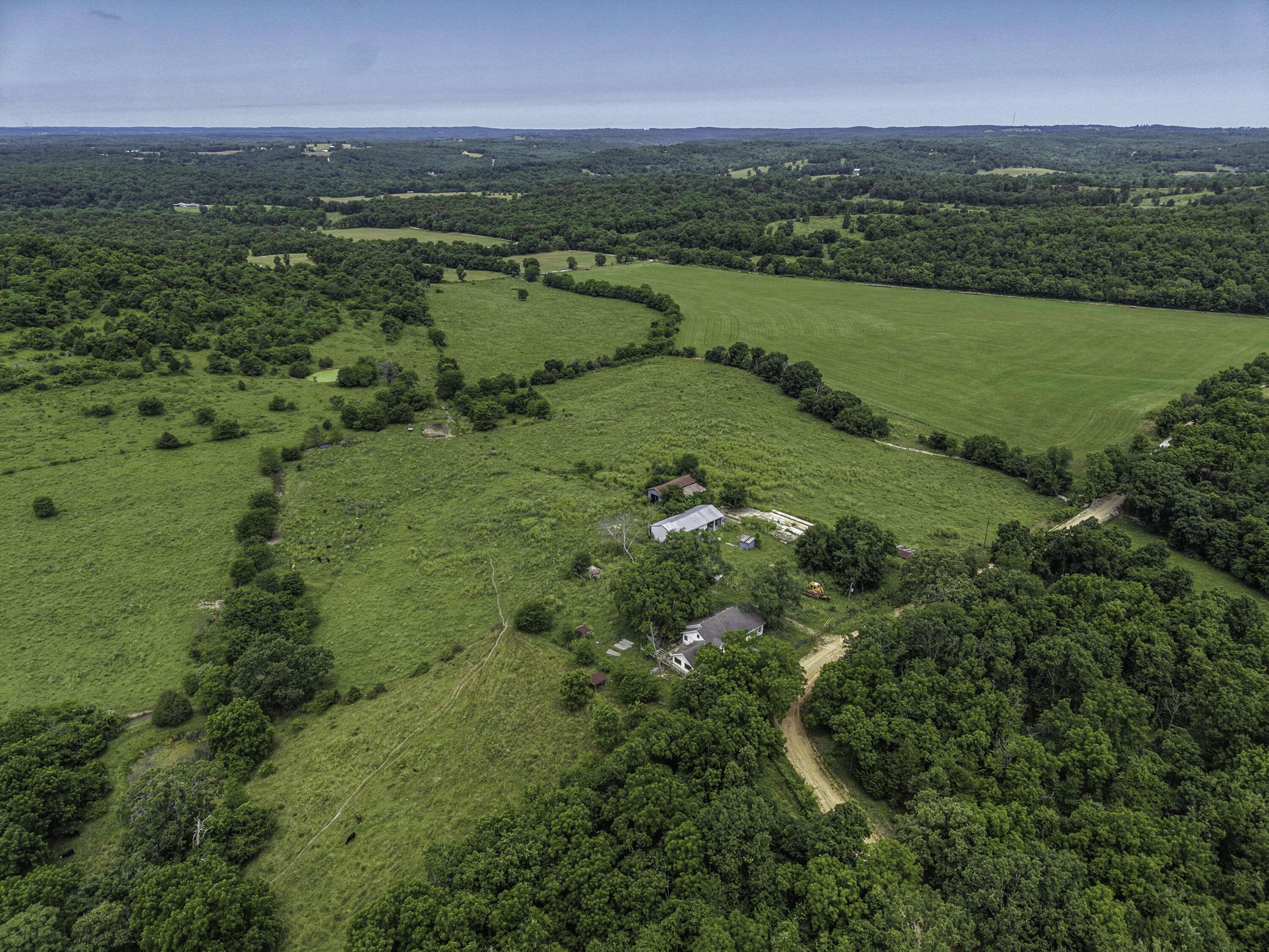 23605 County Road U-112, Norwood, MO 65717