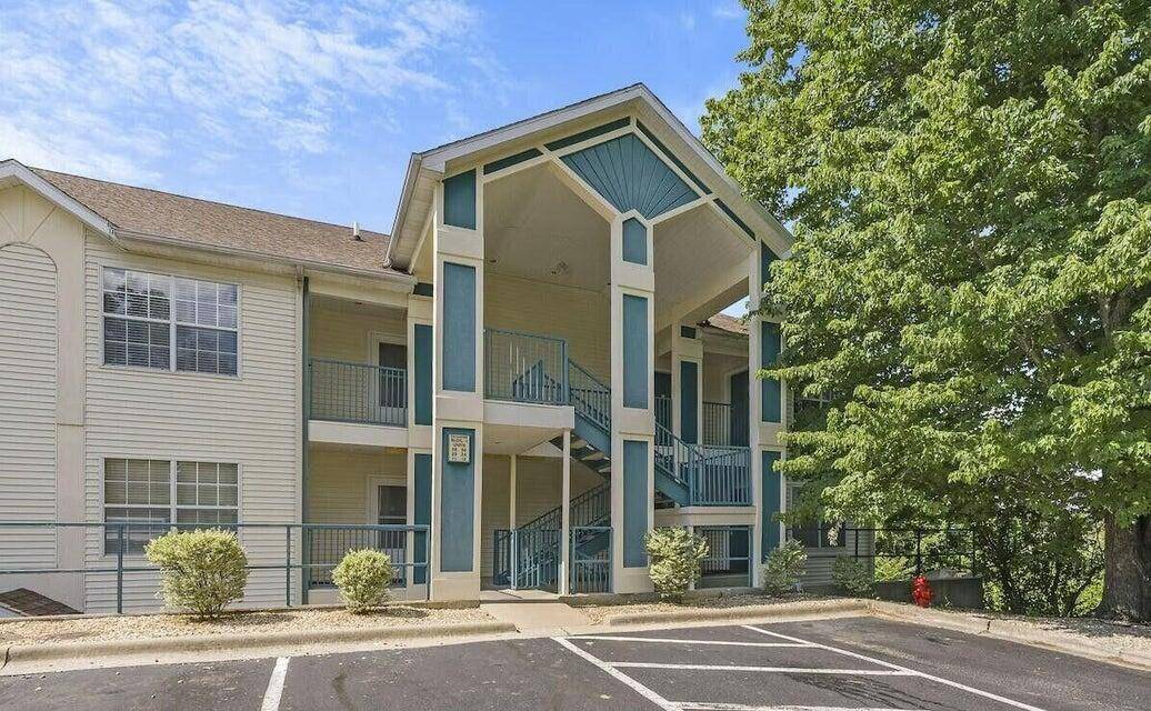 120 Spring Creek CT #Apt 36, Branson, MO 65616