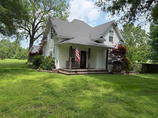 602 E Sanders ST, Miller, MO 65707