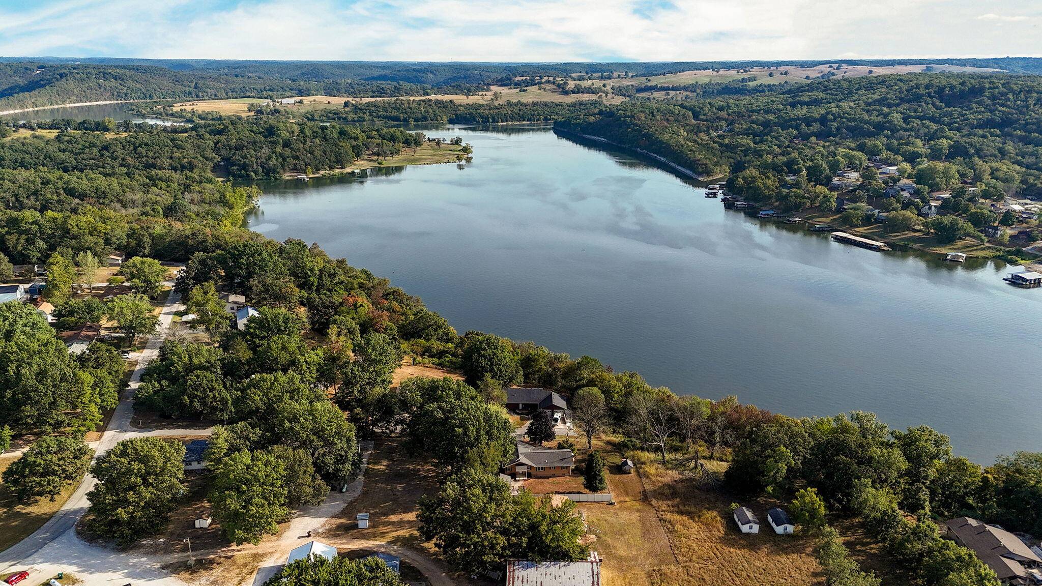 70 Spirit LN, Cape Fair, MO 65624