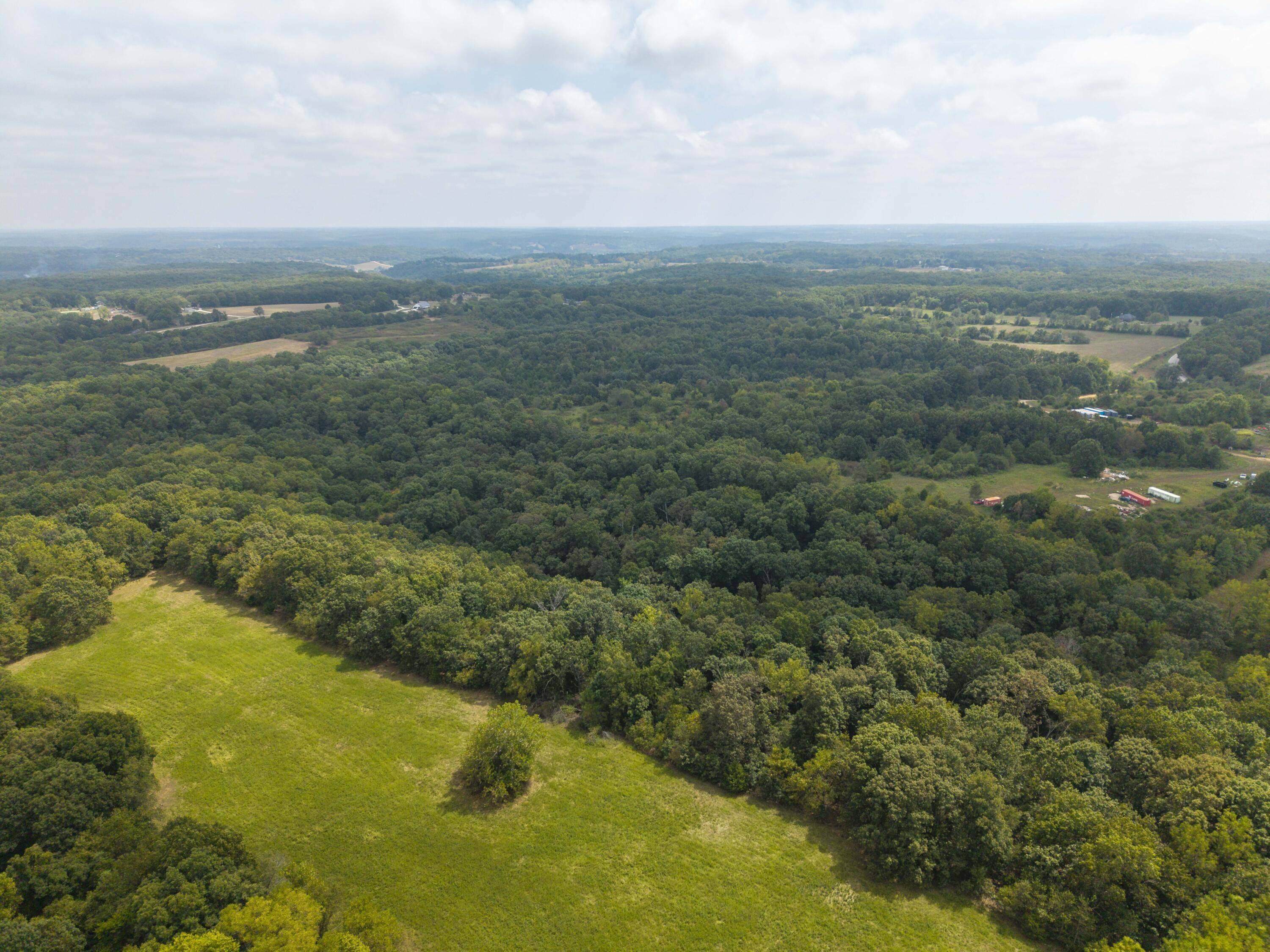 000 Richwood School House RD, Clever, MO 65631