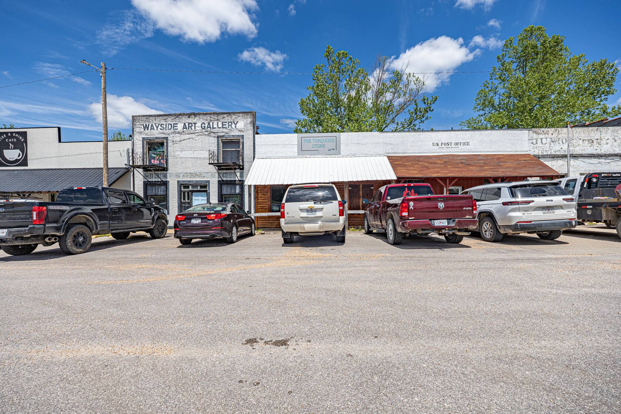 13075 U.S. 54, Mack's Creek, MO 65786