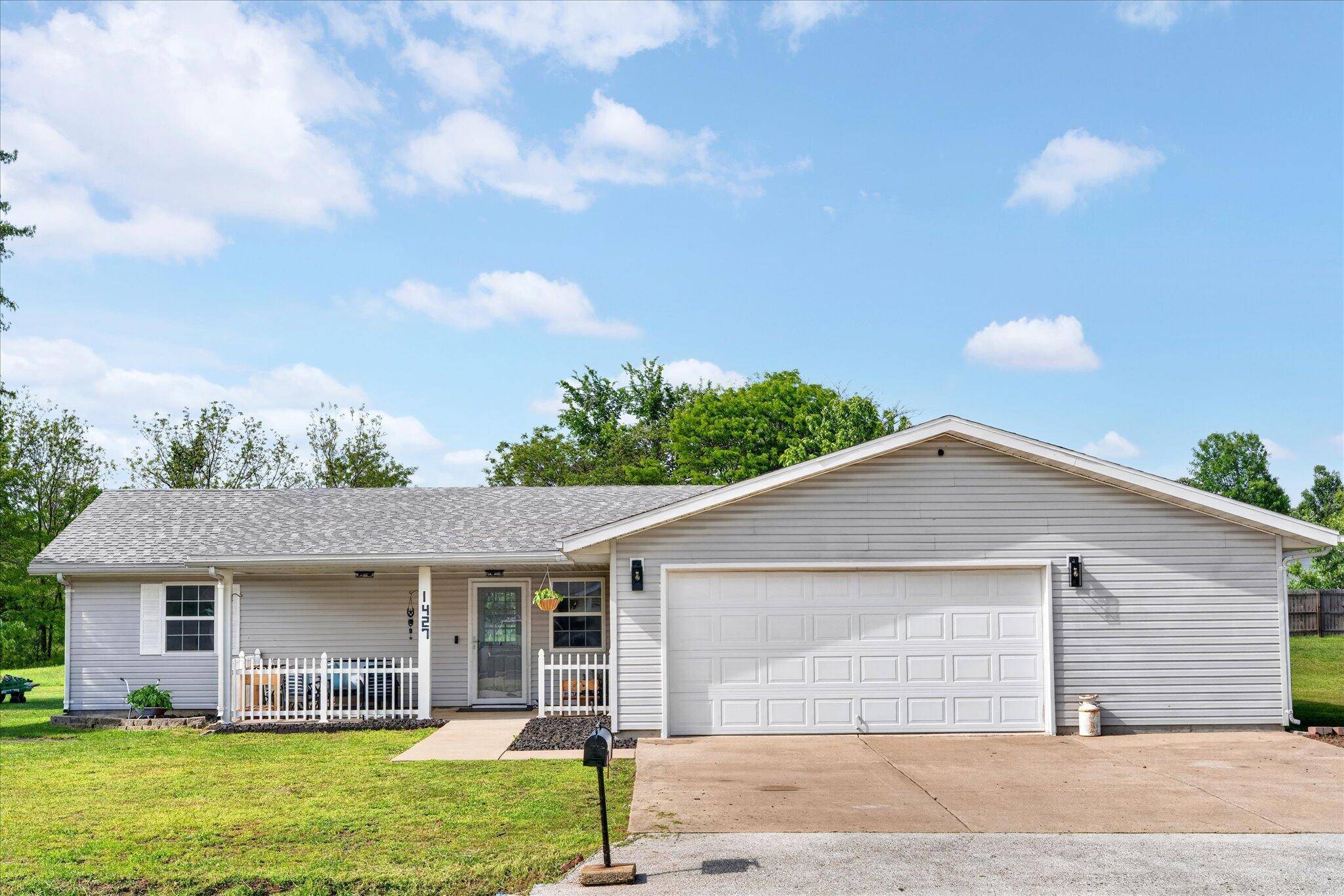 1427 Hazelwood DR, Buffalo, MO 65622