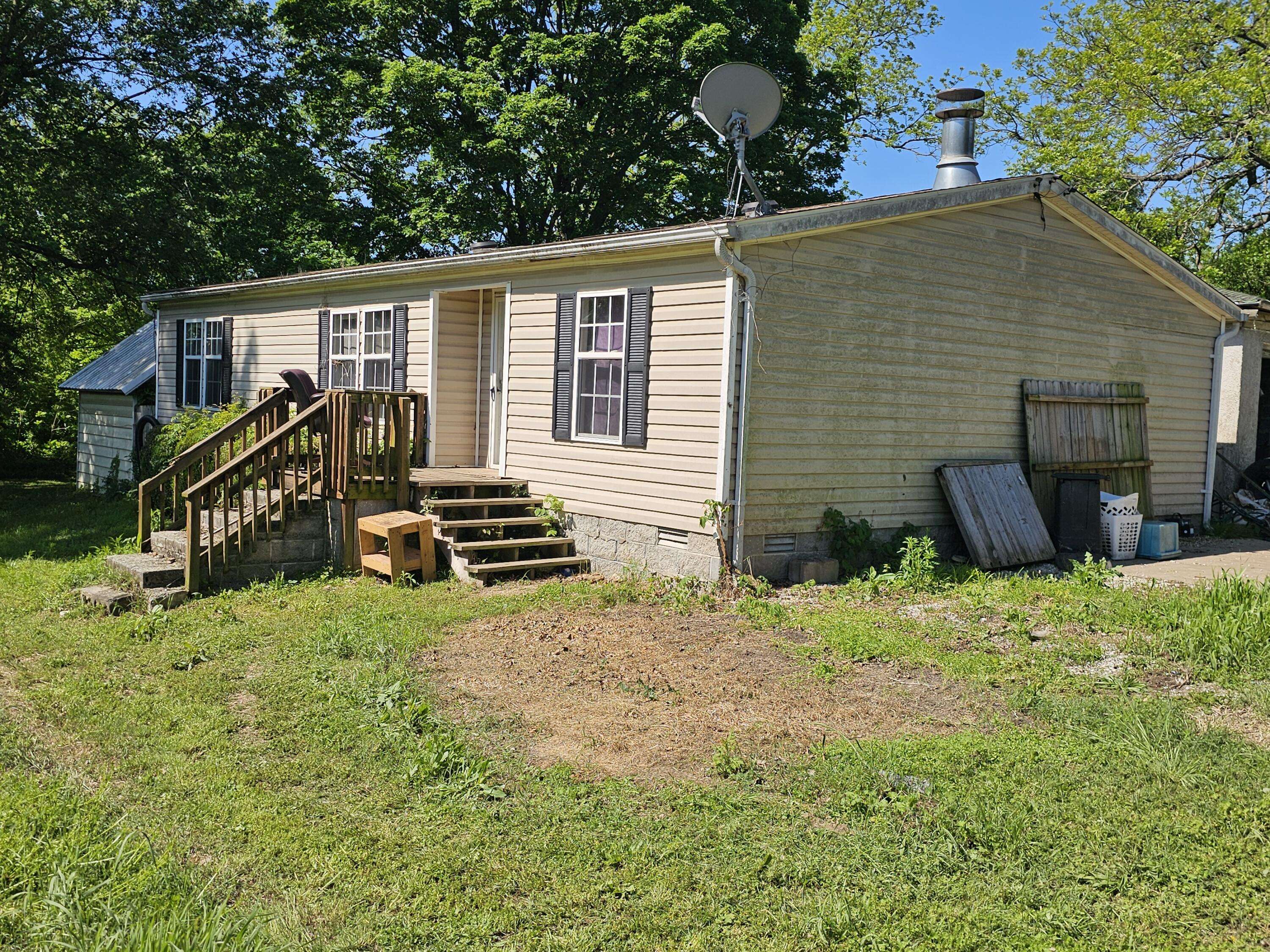 509 E Main ST, Humansville, MO 65674