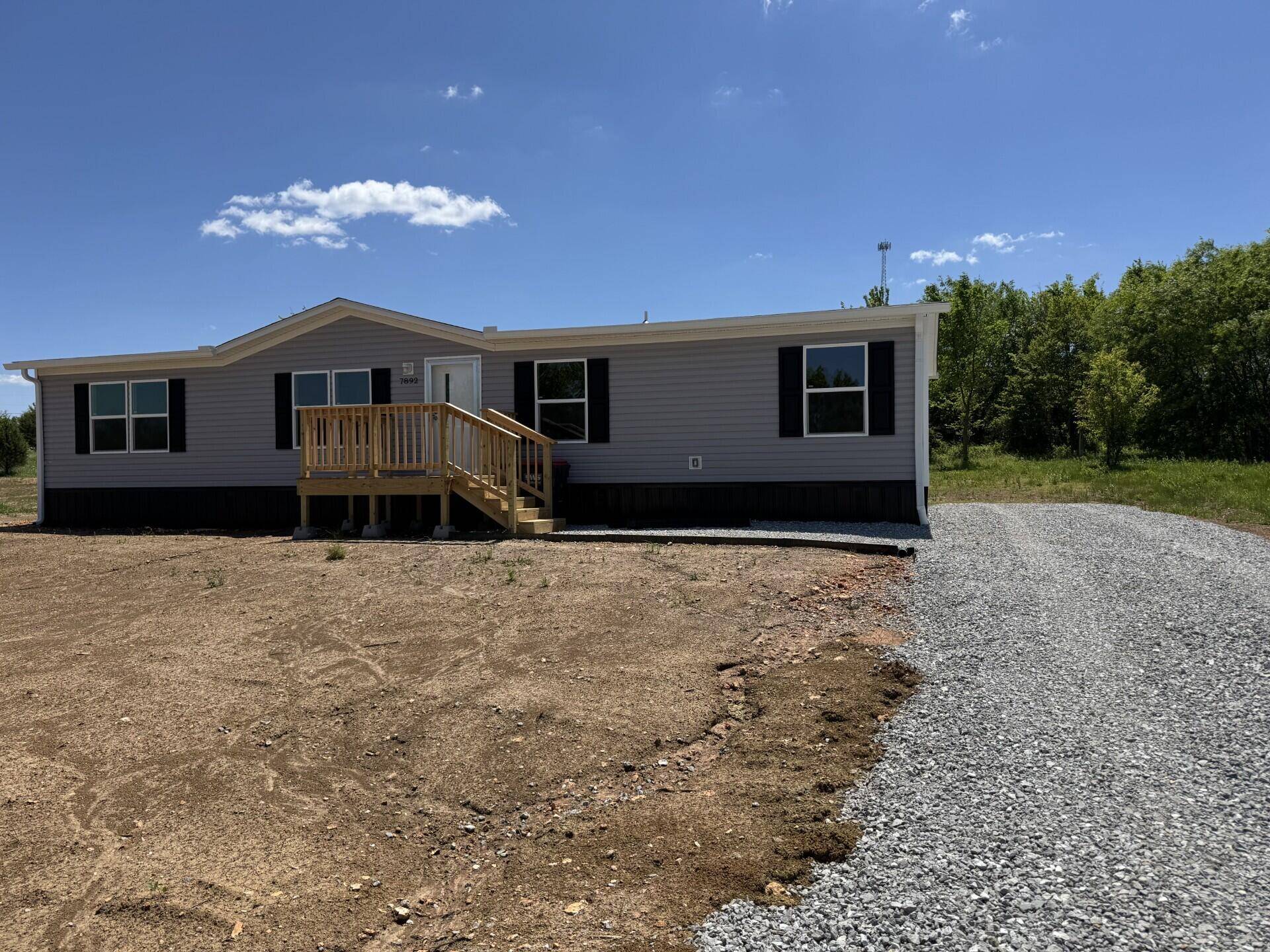 7892 Blockade Village, Seligman, MO 65745