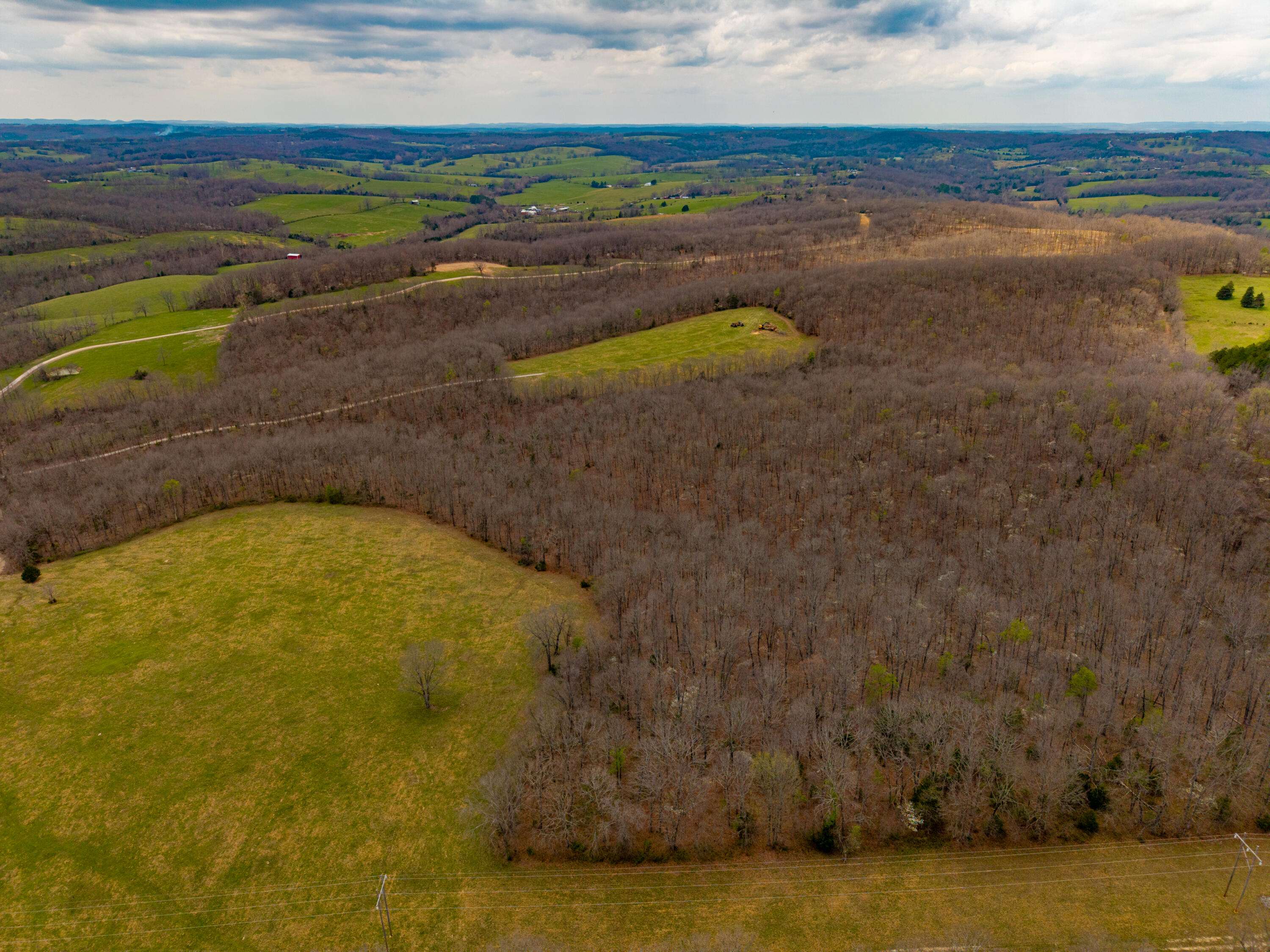000 E Hwy 14 Private DR #G, Ava, MO 65608