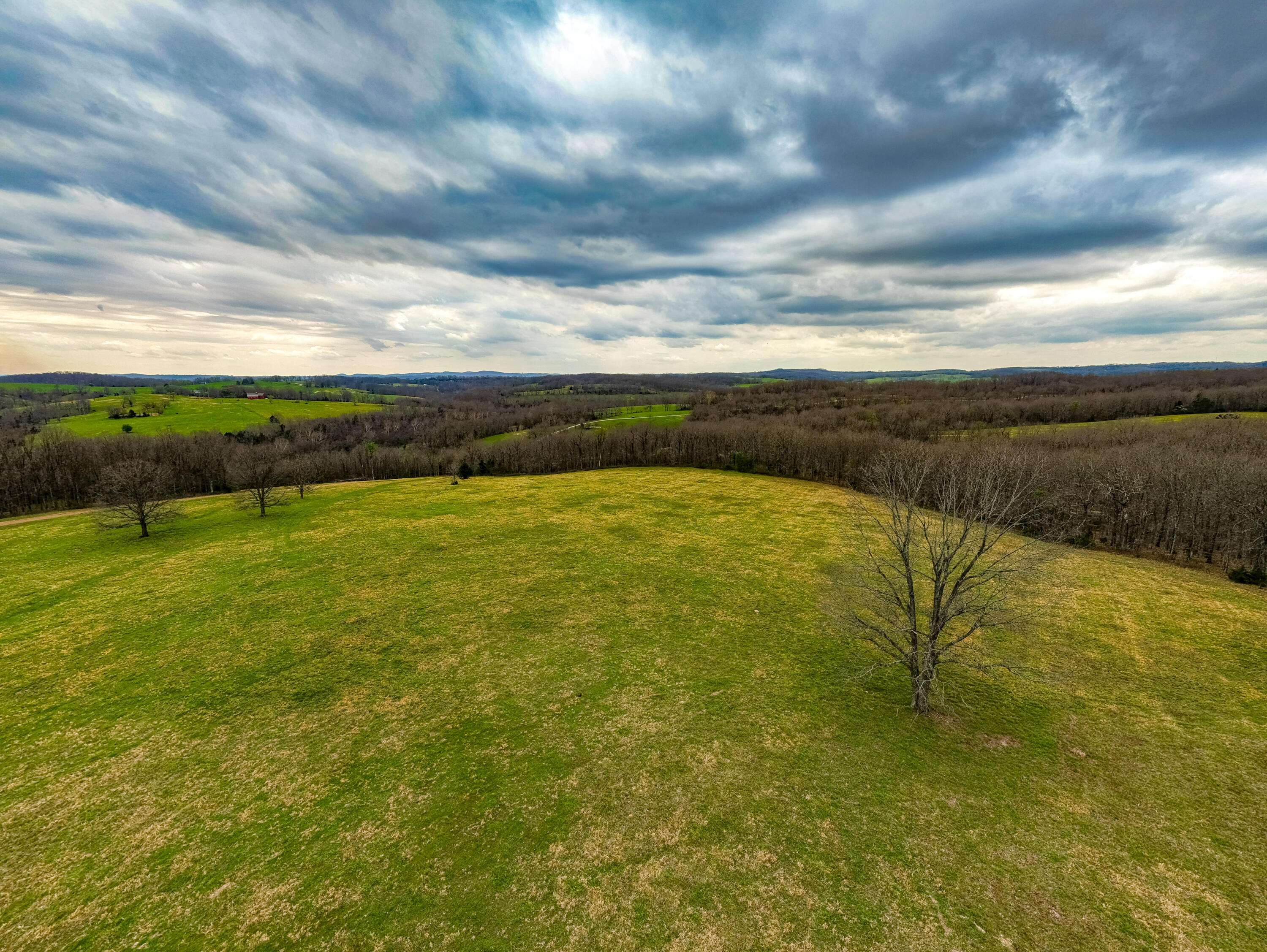 000 E Hwy 14 Private DR #G, Ava, MO 65608