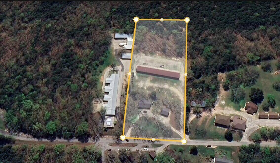 462 Campbell Point RD, Shell Knob, MO 65747