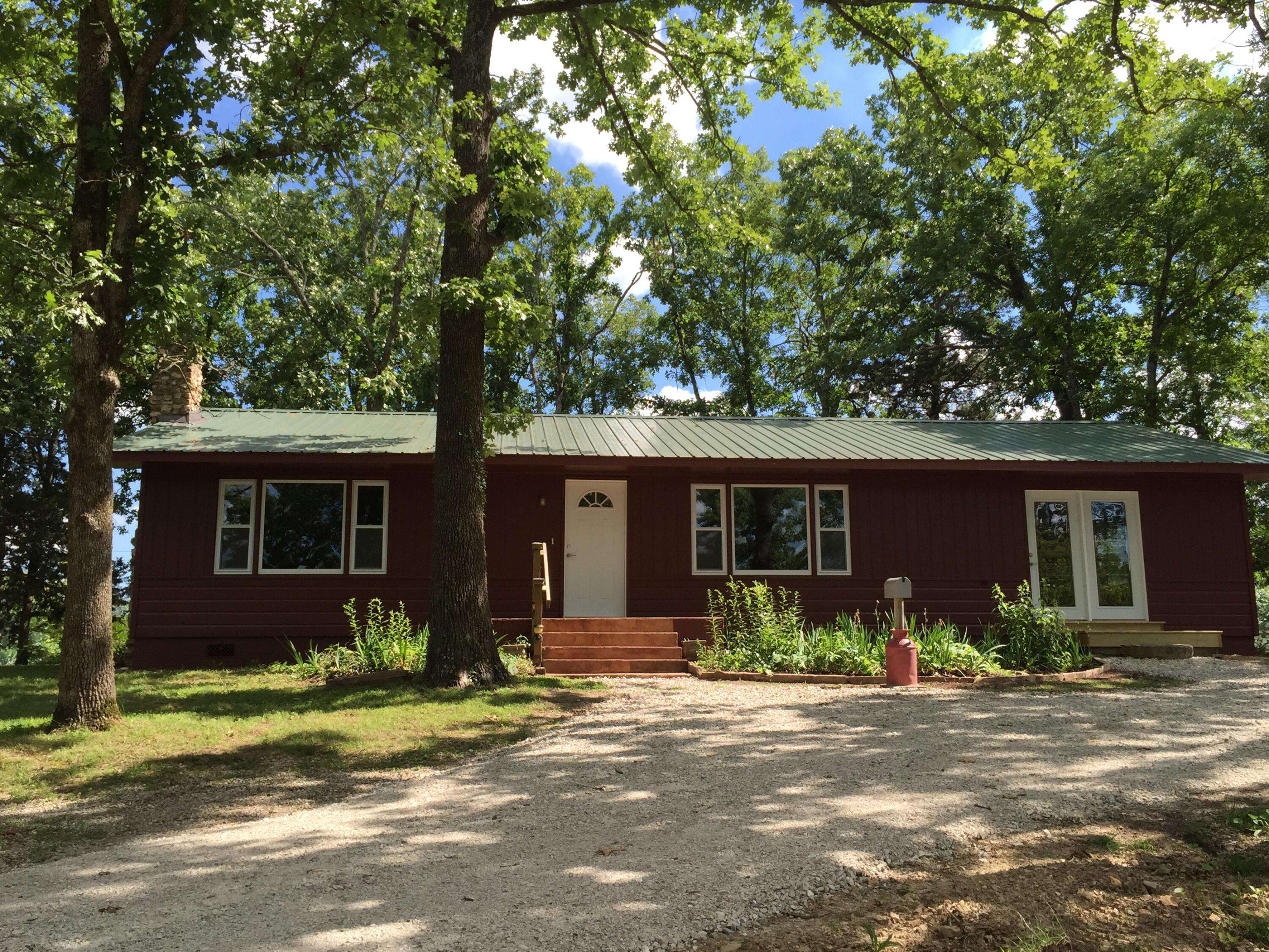 462 Campbell Point RD, Shell Knob, MO 65747