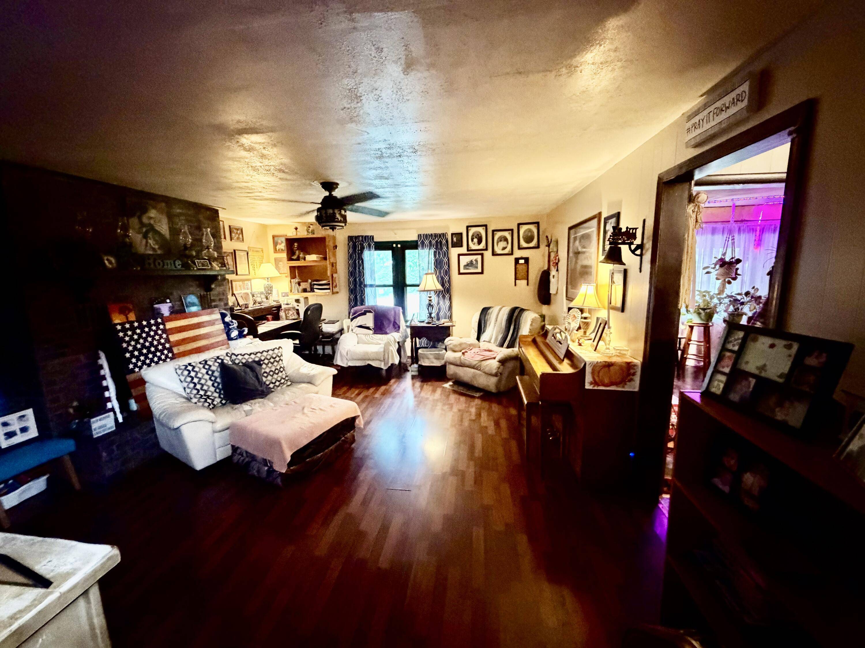 8286 Lockman ST, Winona, MO 65588