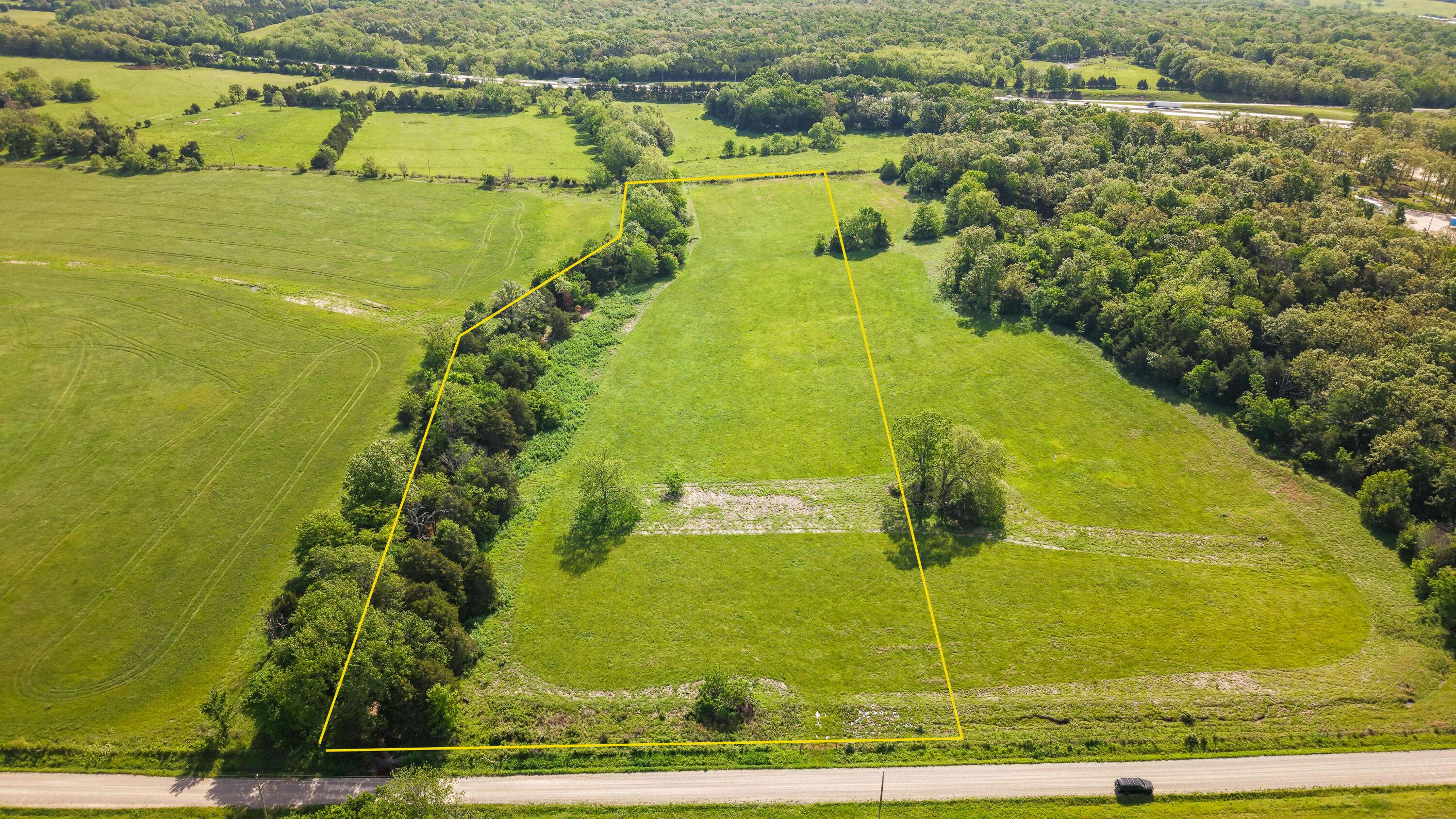 000 Country Trails RD, Conway, MO 65632