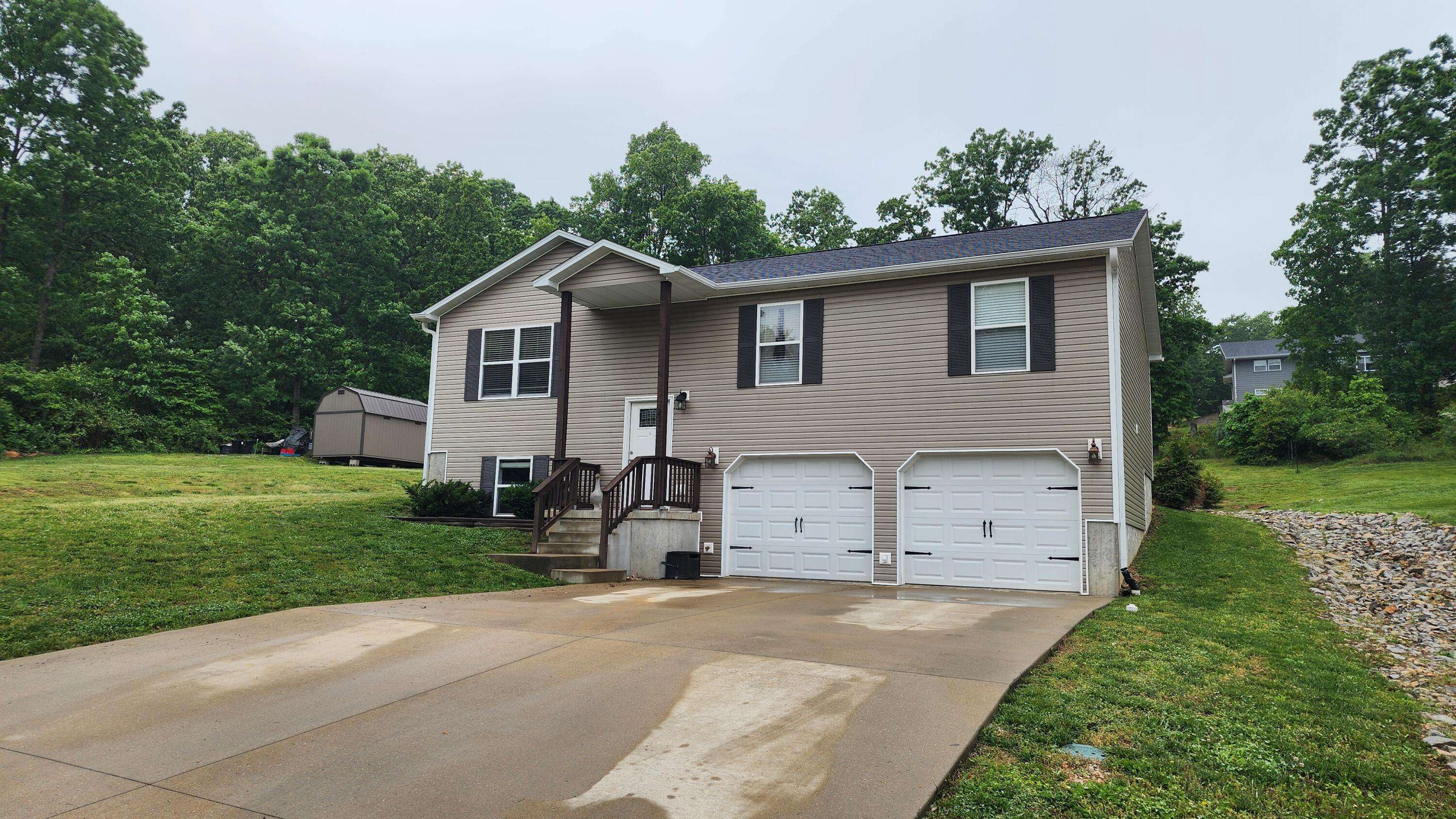 231 S Utah AVE, West Plains, MO 65775